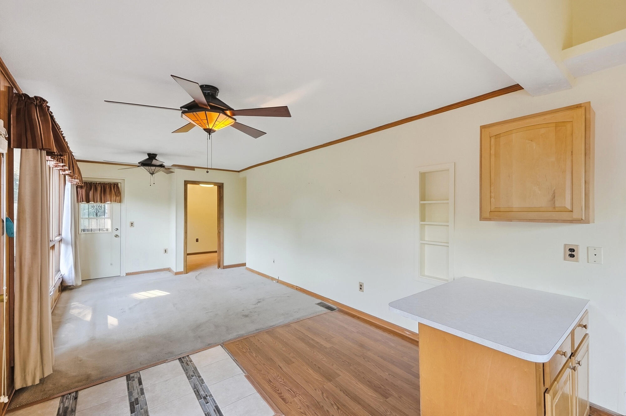 508 N Broadmoor Boulevard Property Photo 18