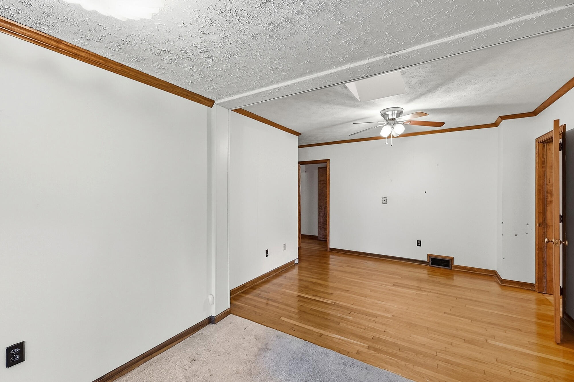 508 N Broadmoor Boulevard Property Photo 22
