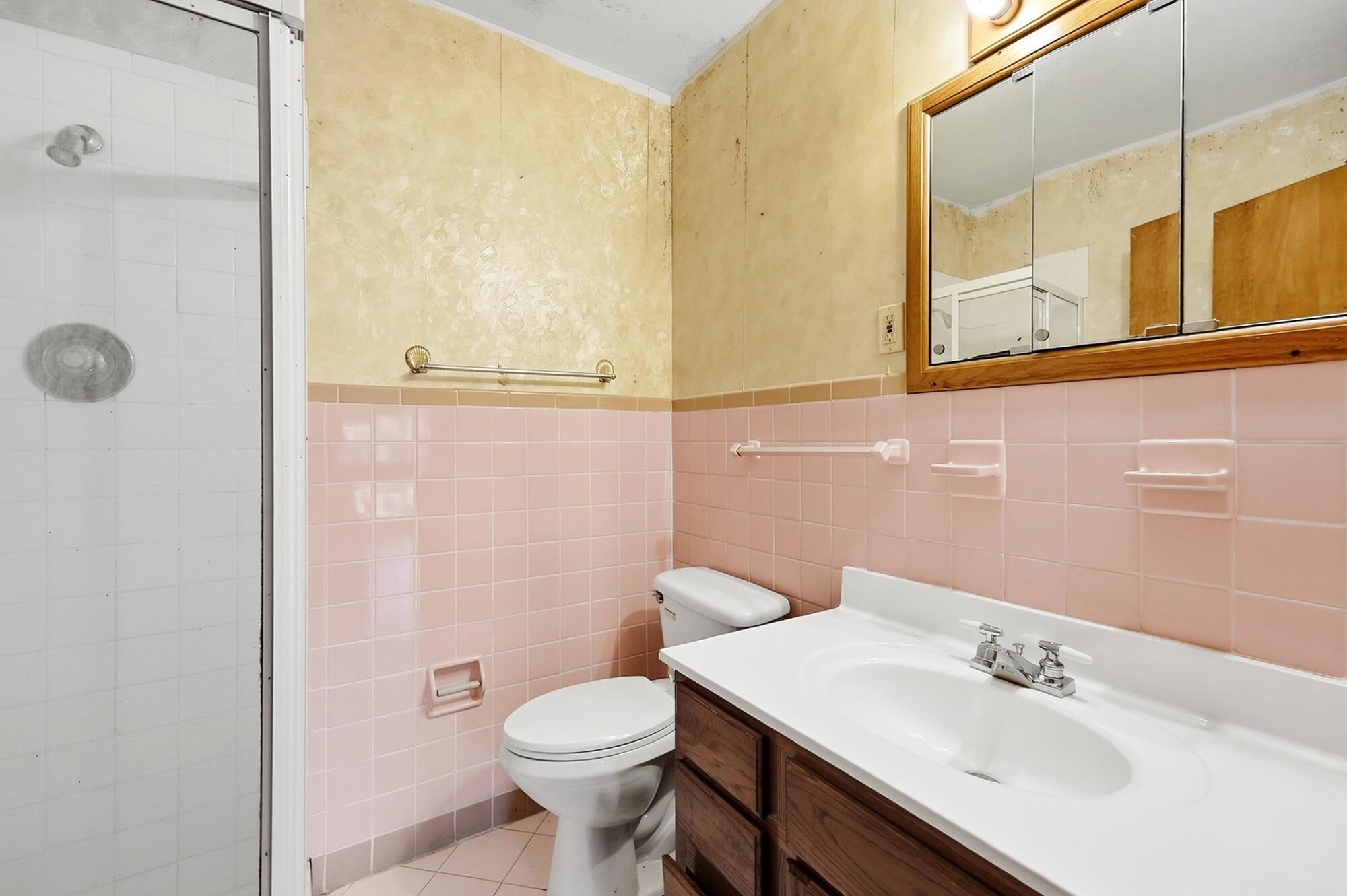 508 N Broadmoor Boulevard Property Photo 24