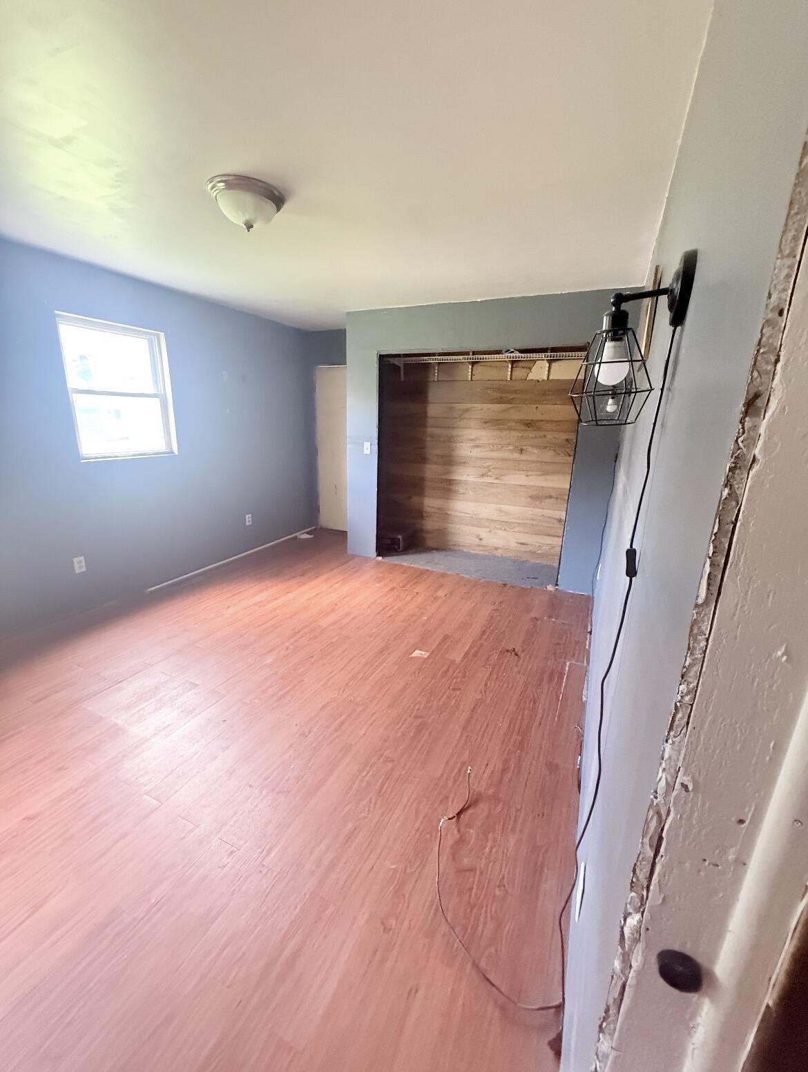 304 W High Avenue Property Photo 6