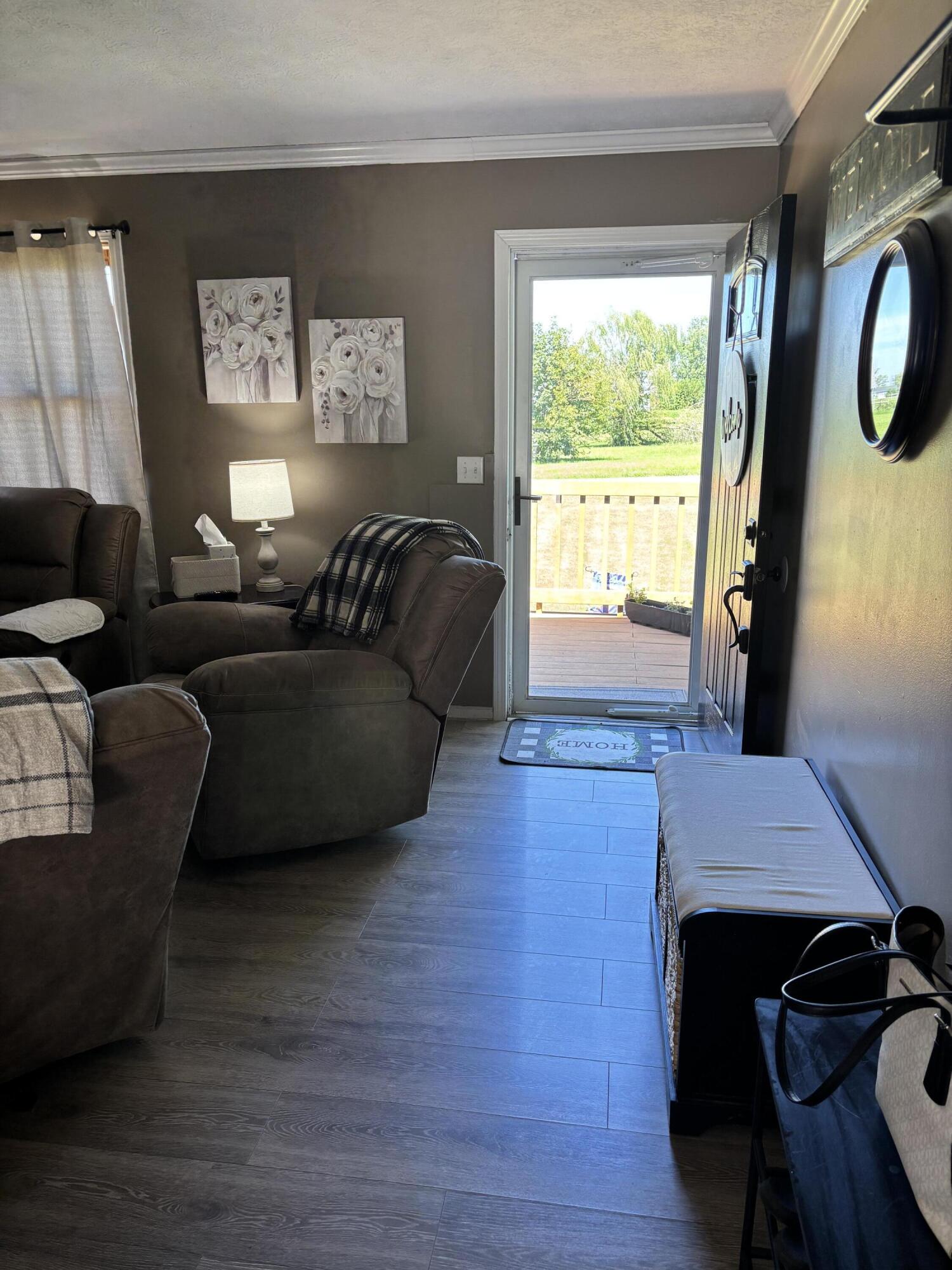 5493 Beard Road Property Photo 6