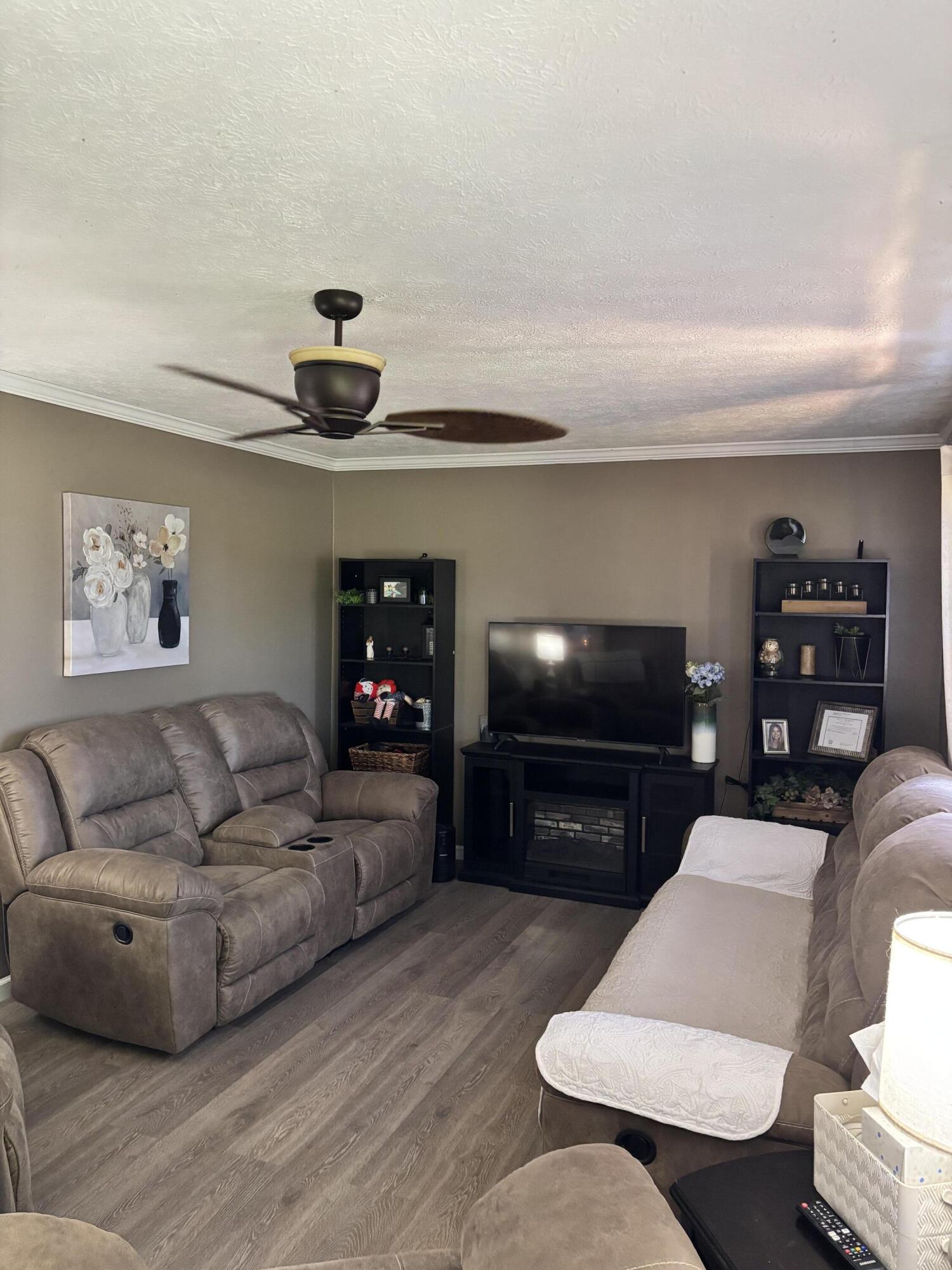 5493 Beard Road Property Photo 7
