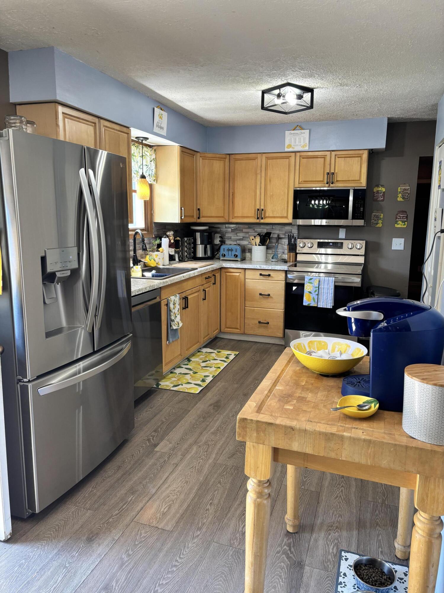 5493 Beard Road Property Photo 13