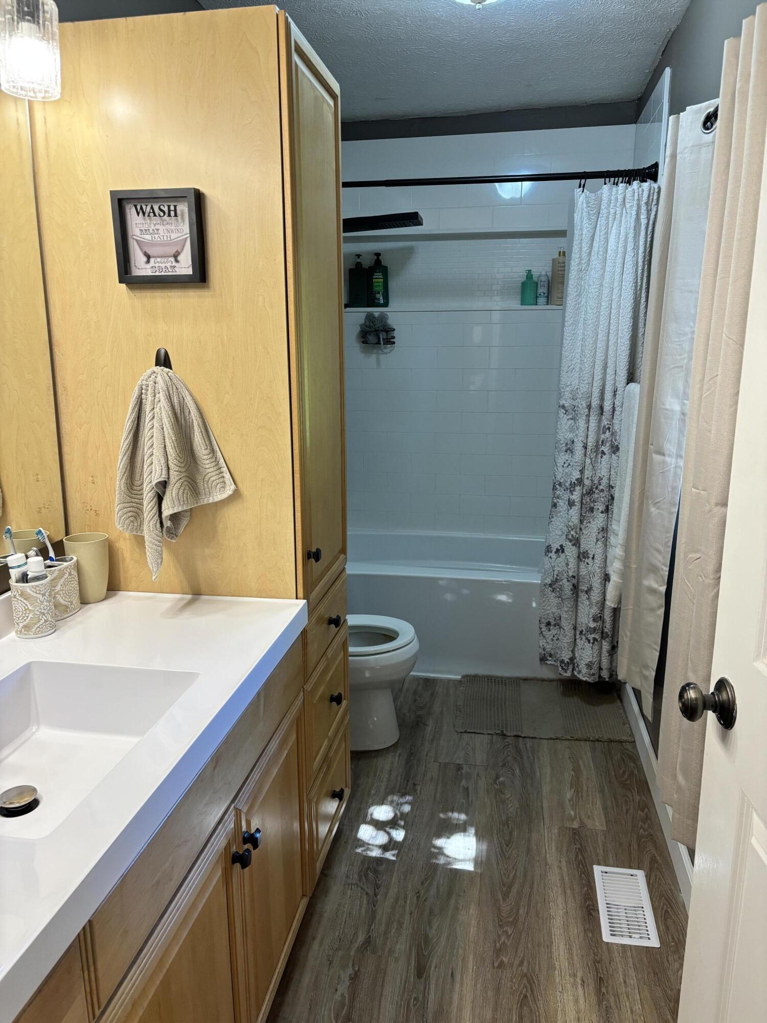 5493 Beard Road Property Photo 29