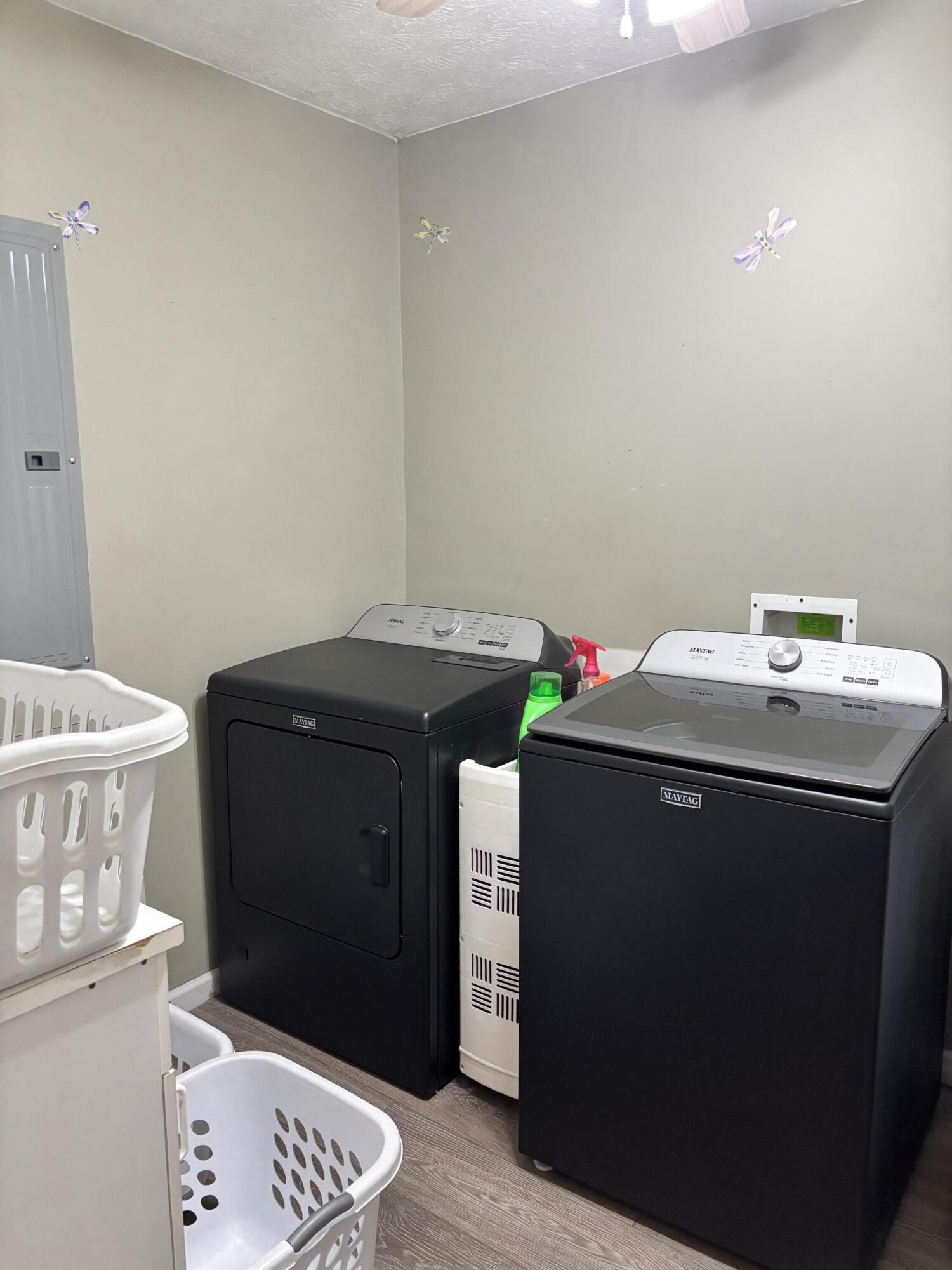 5493 Beard Road Property Photo 32