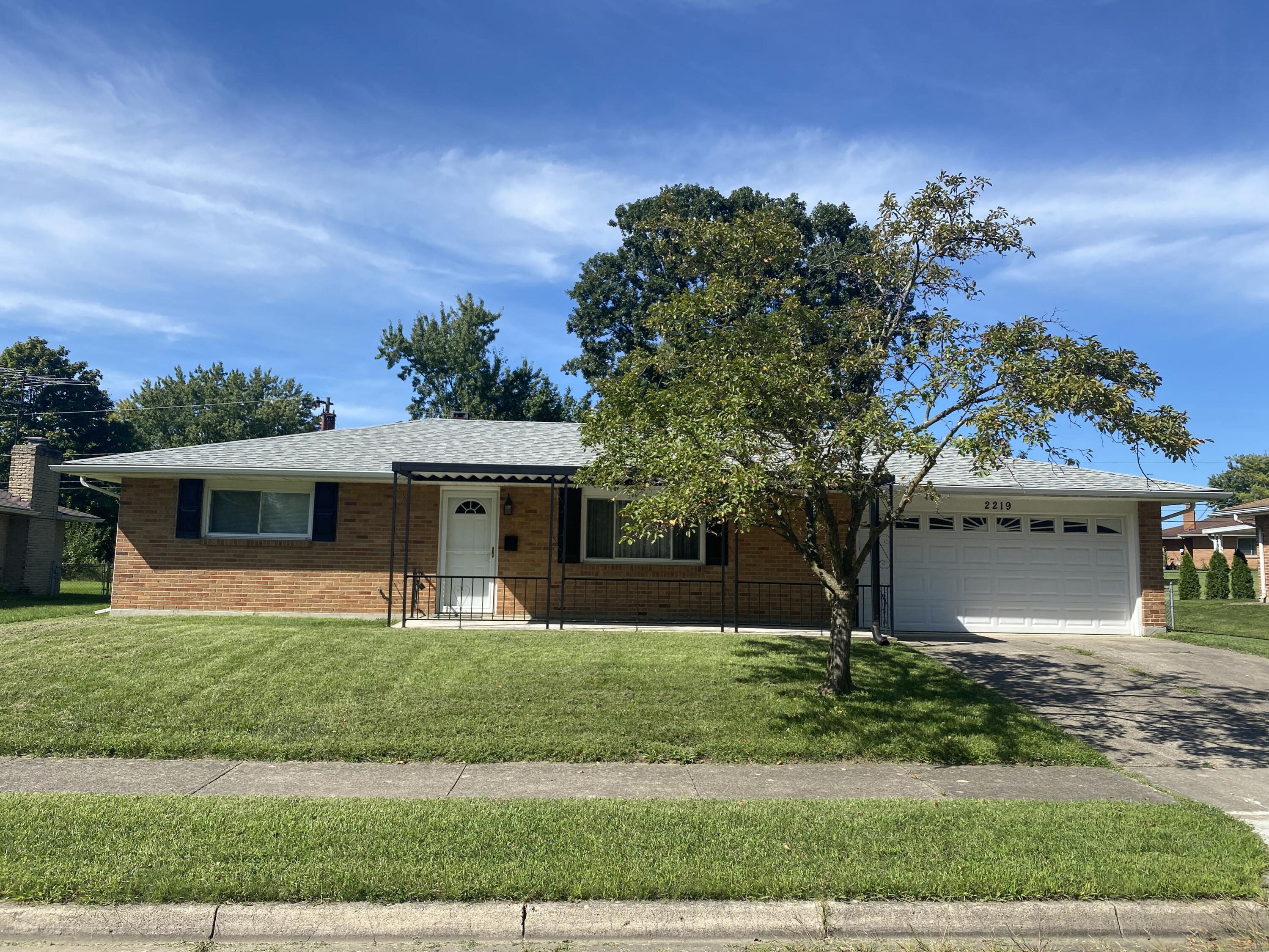 2219 Stop 8 Road Property Photo 1
