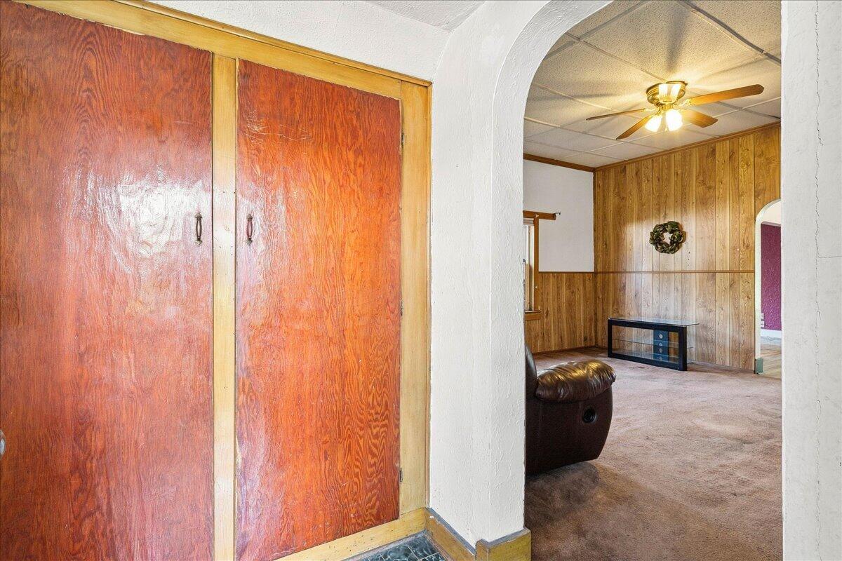 108 N Boggs Street Property Photo 8