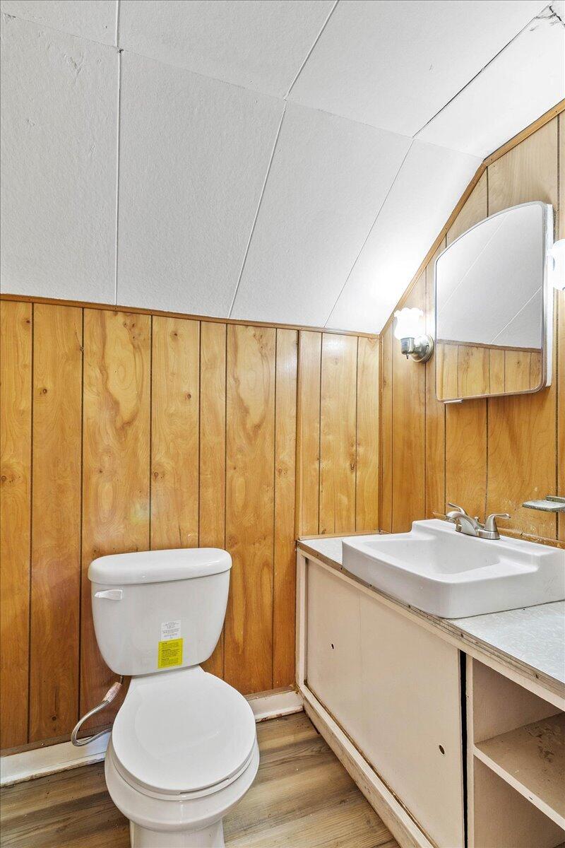 108 N Boggs Street Property Photo 29
