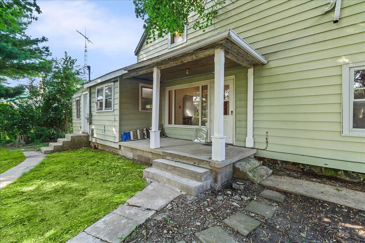 108 N Boggs Street Property Photo 32