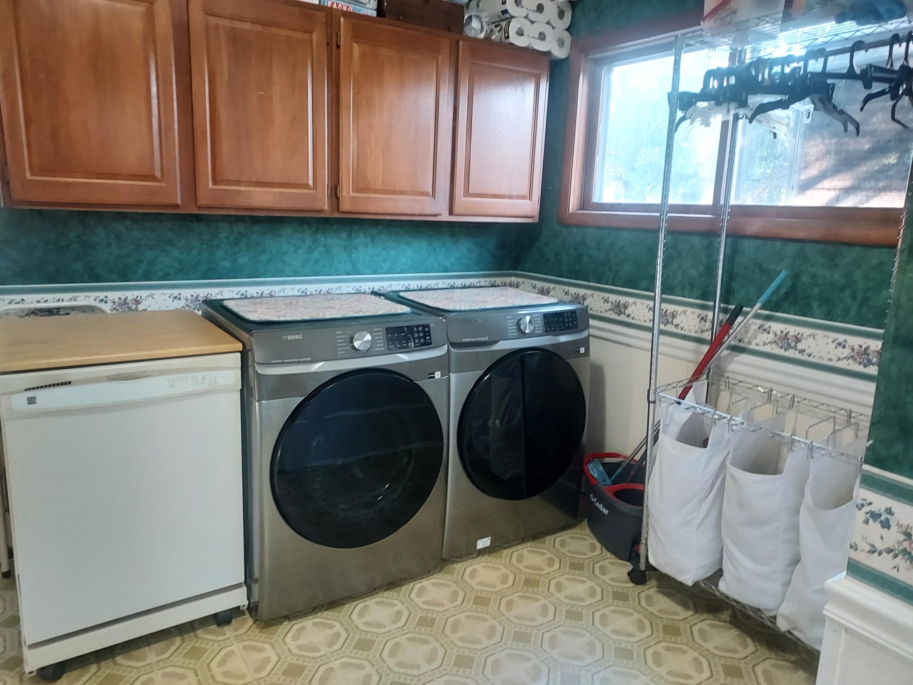 19234 Spring Street Property Photo 27