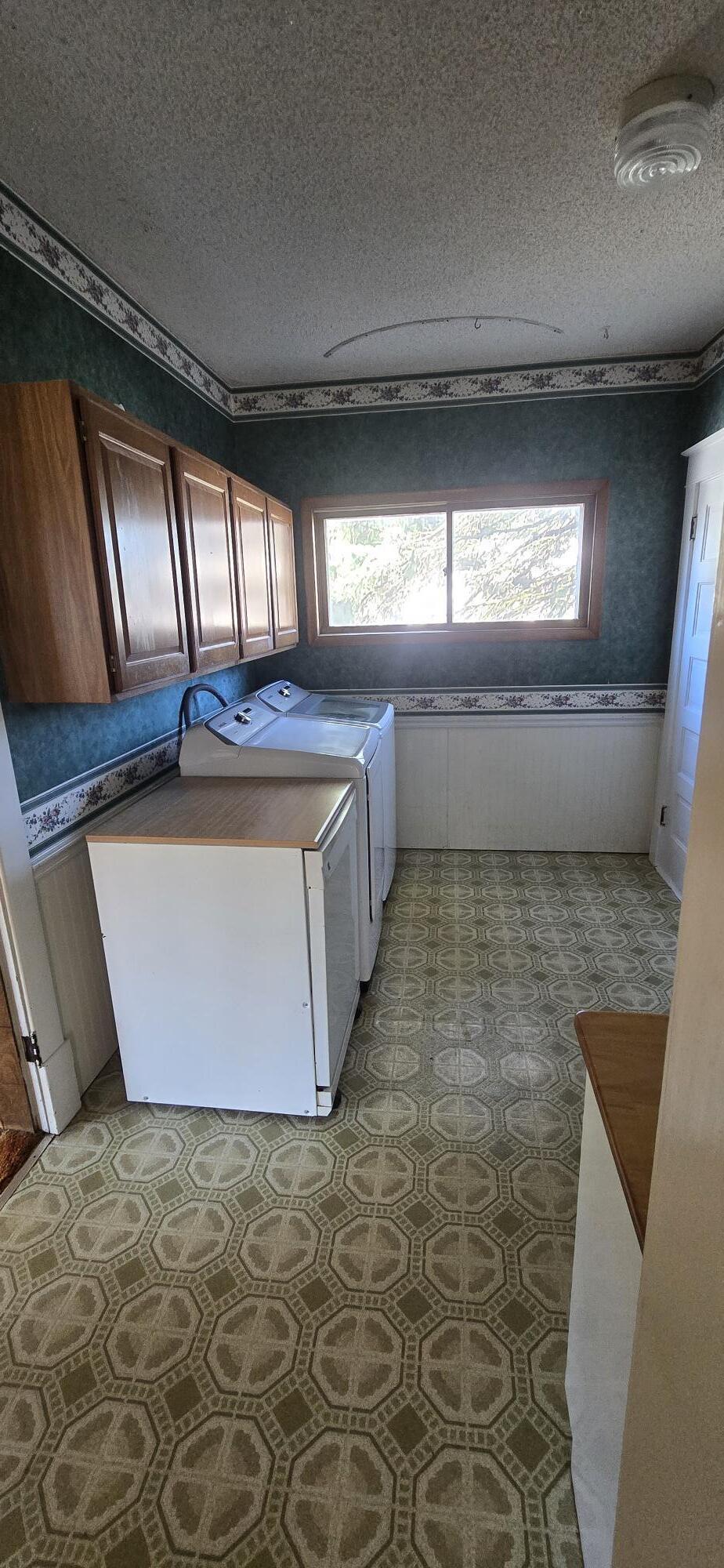19234 Spring Street Property Photo 28