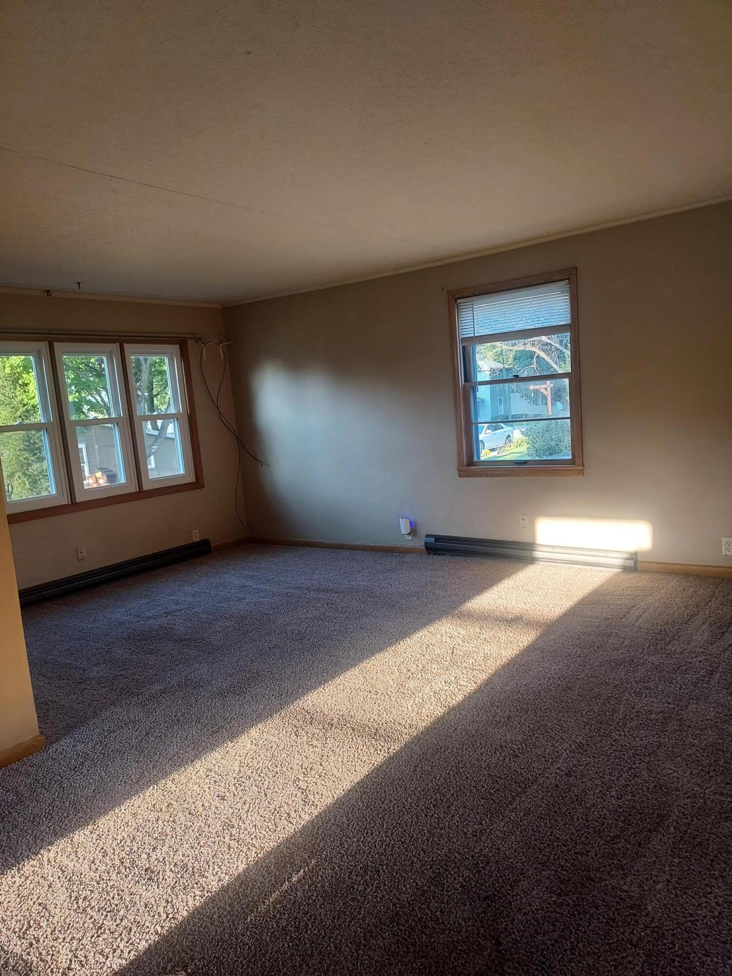 19220 Spring Street Property Photo 15
