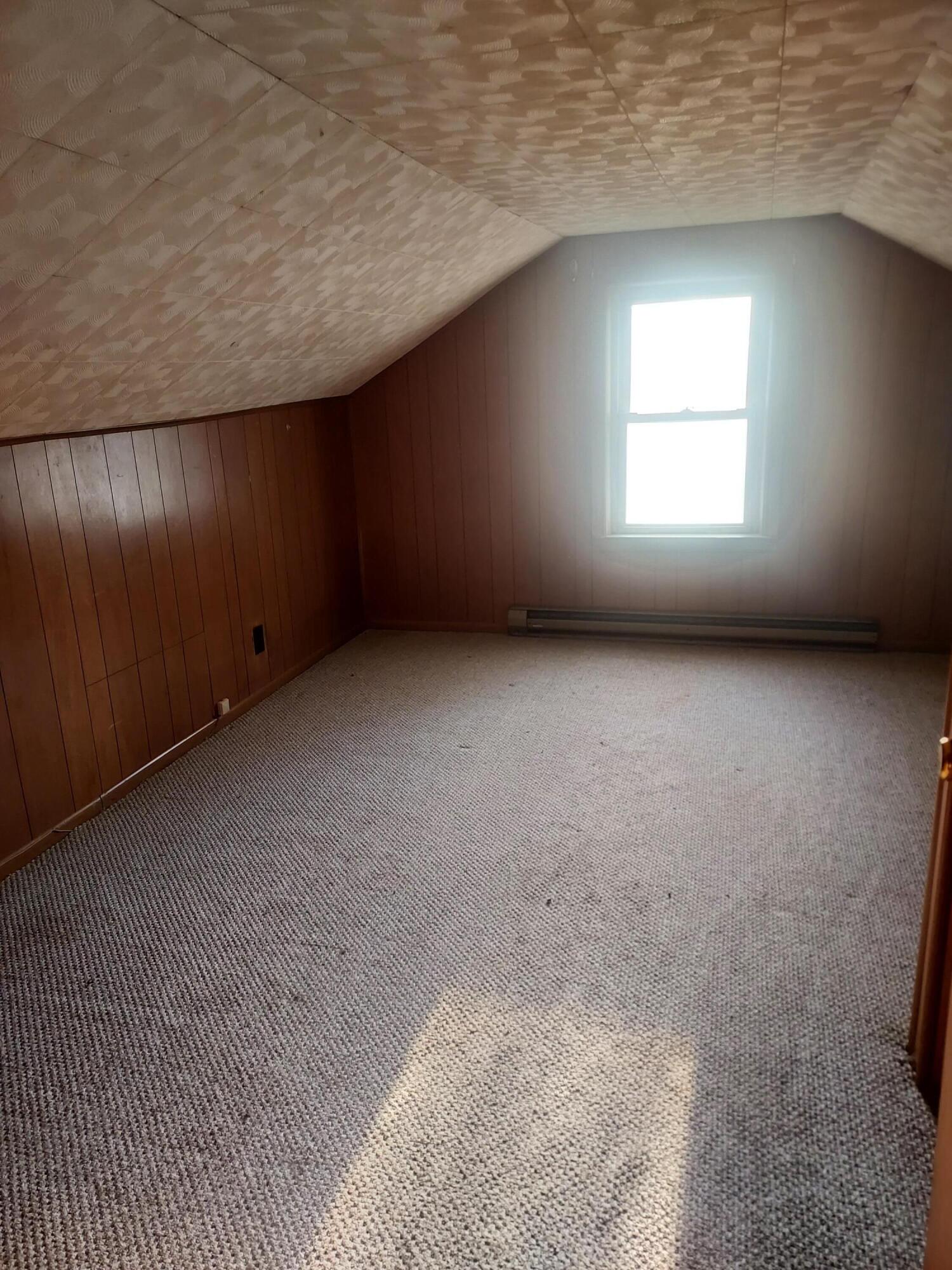 19220 Spring Street Property Photo 38