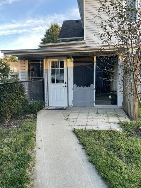 253 E Ward Street Property Photo 20