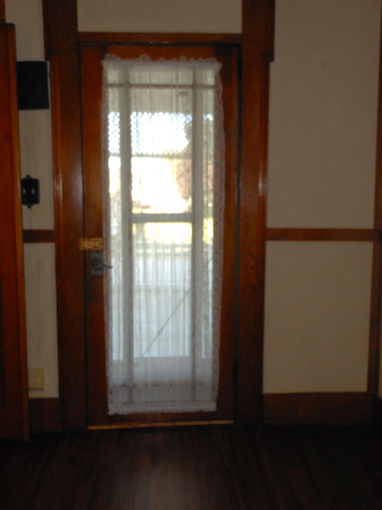 253 E Ward Street Property Photo 24