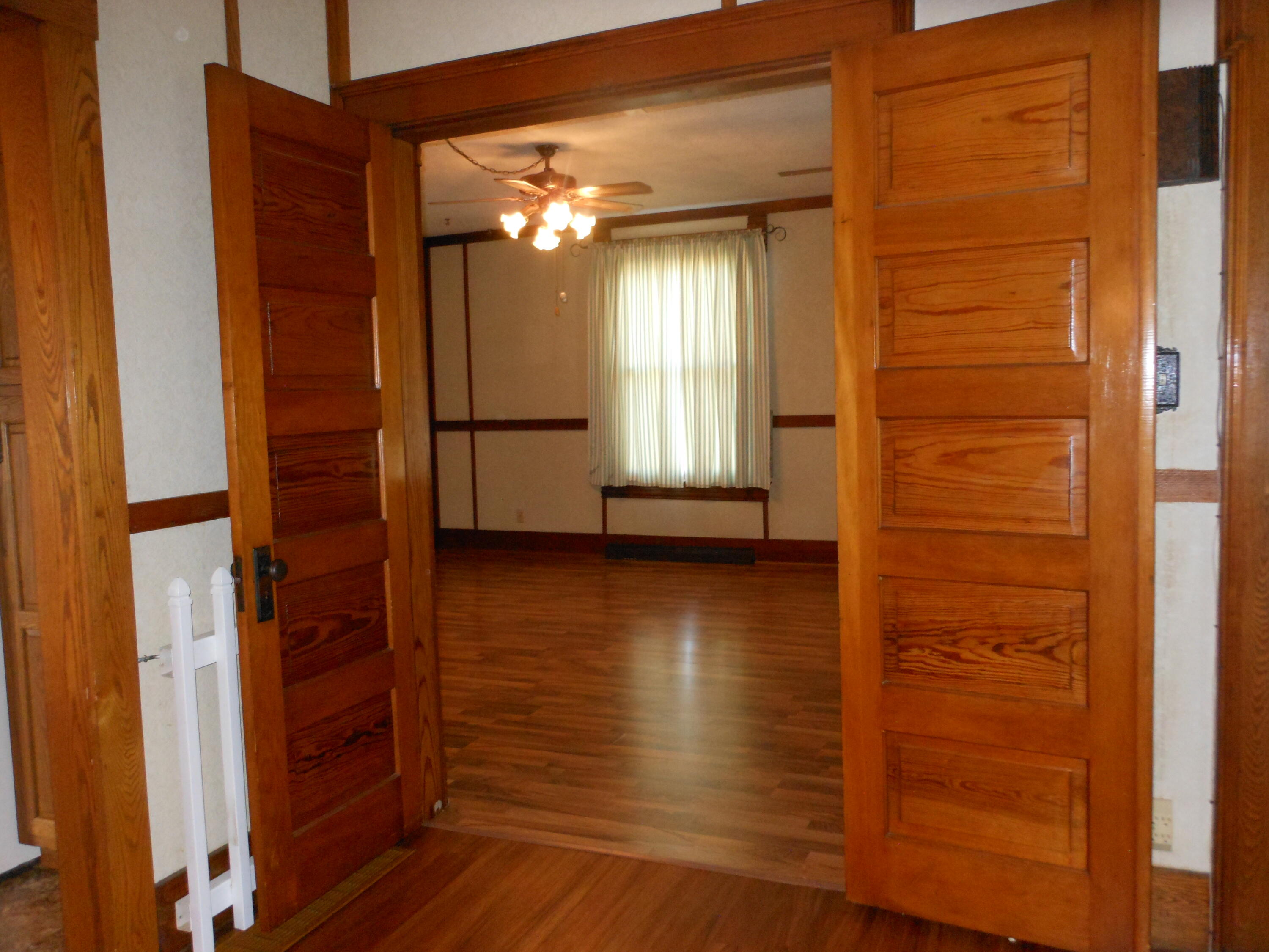 253 E Ward Street Property Photo 28
