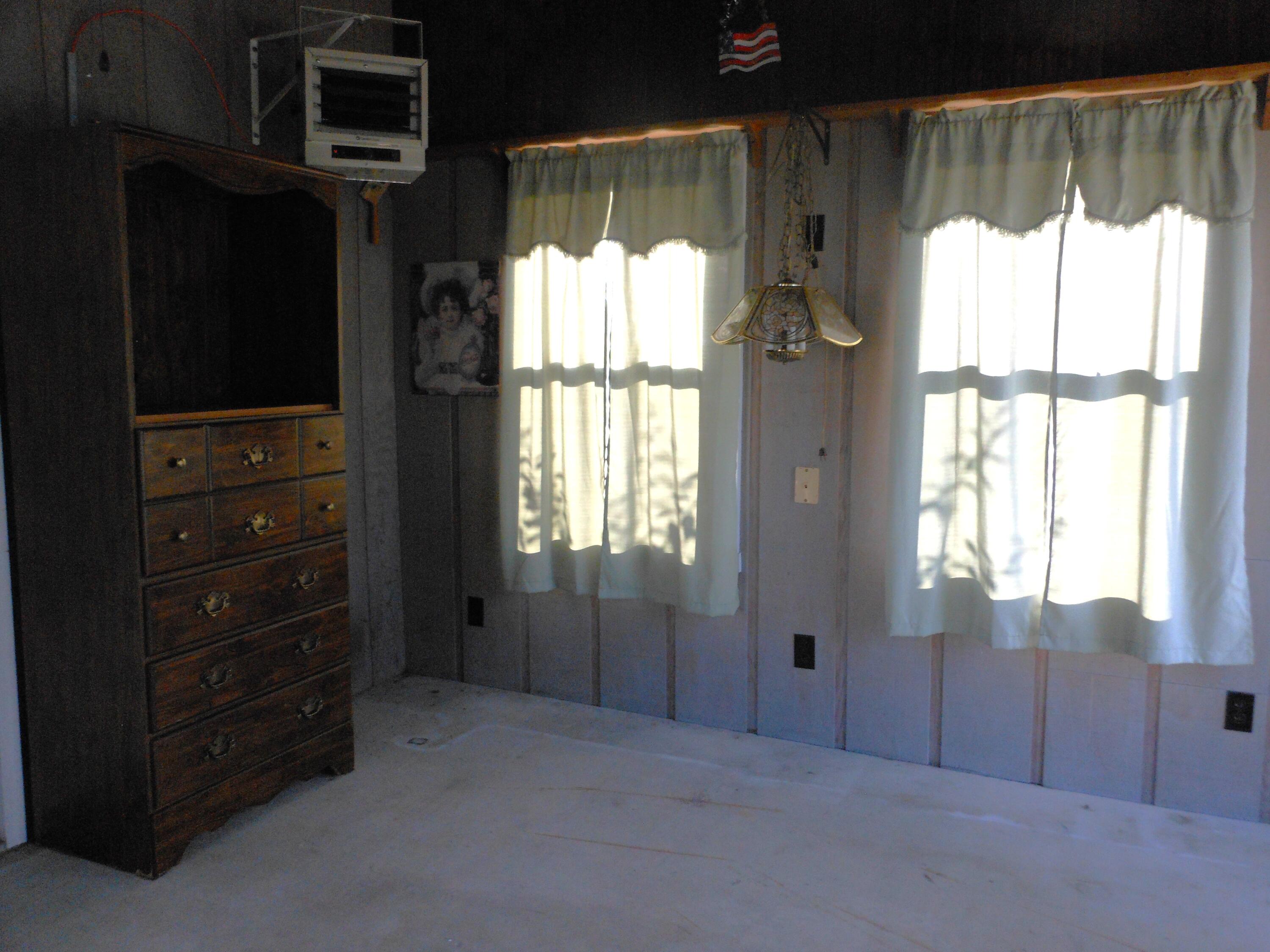 253 E Ward Street Property Photo 56