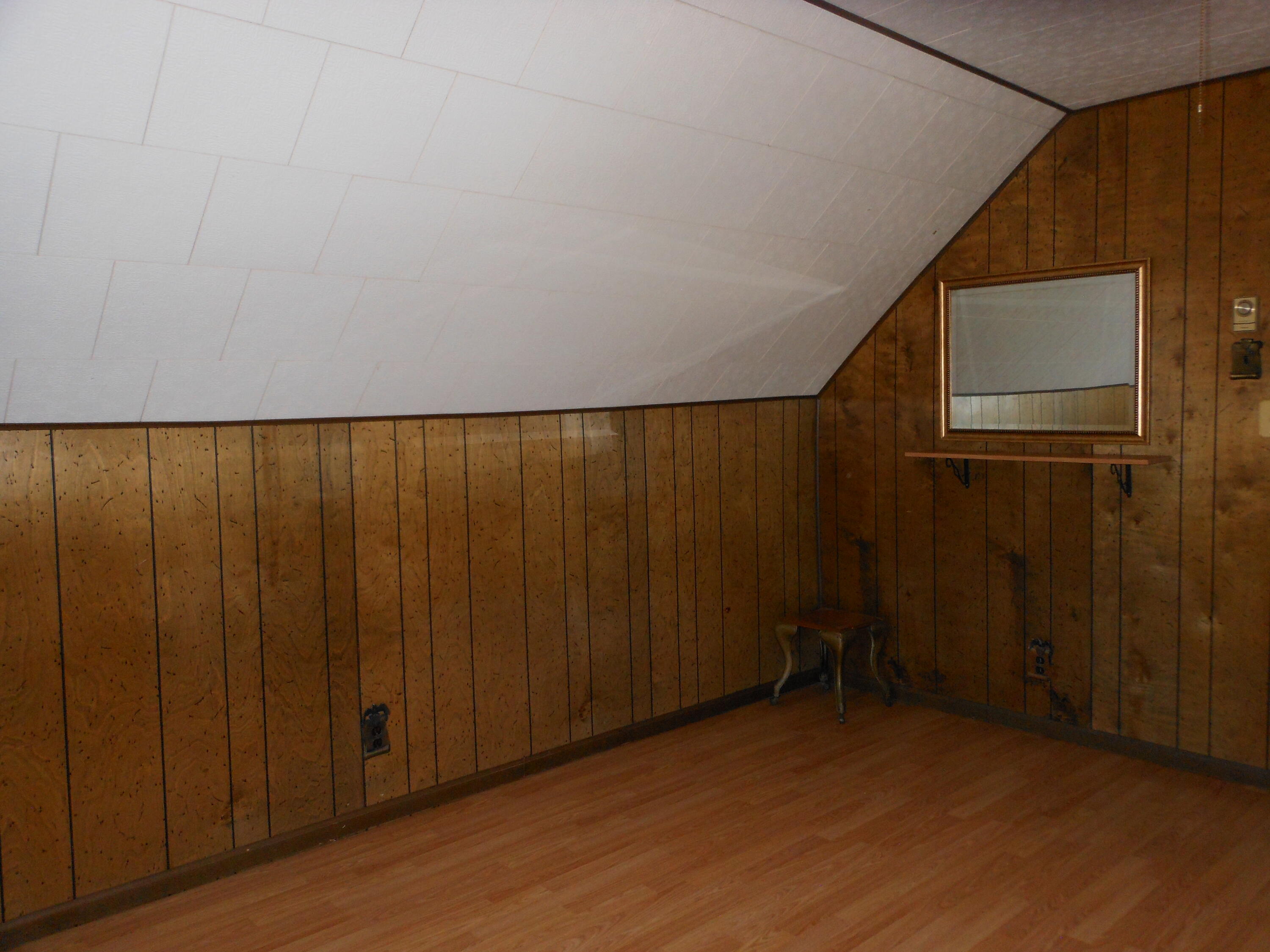 253 E Ward Street Property Photo 64