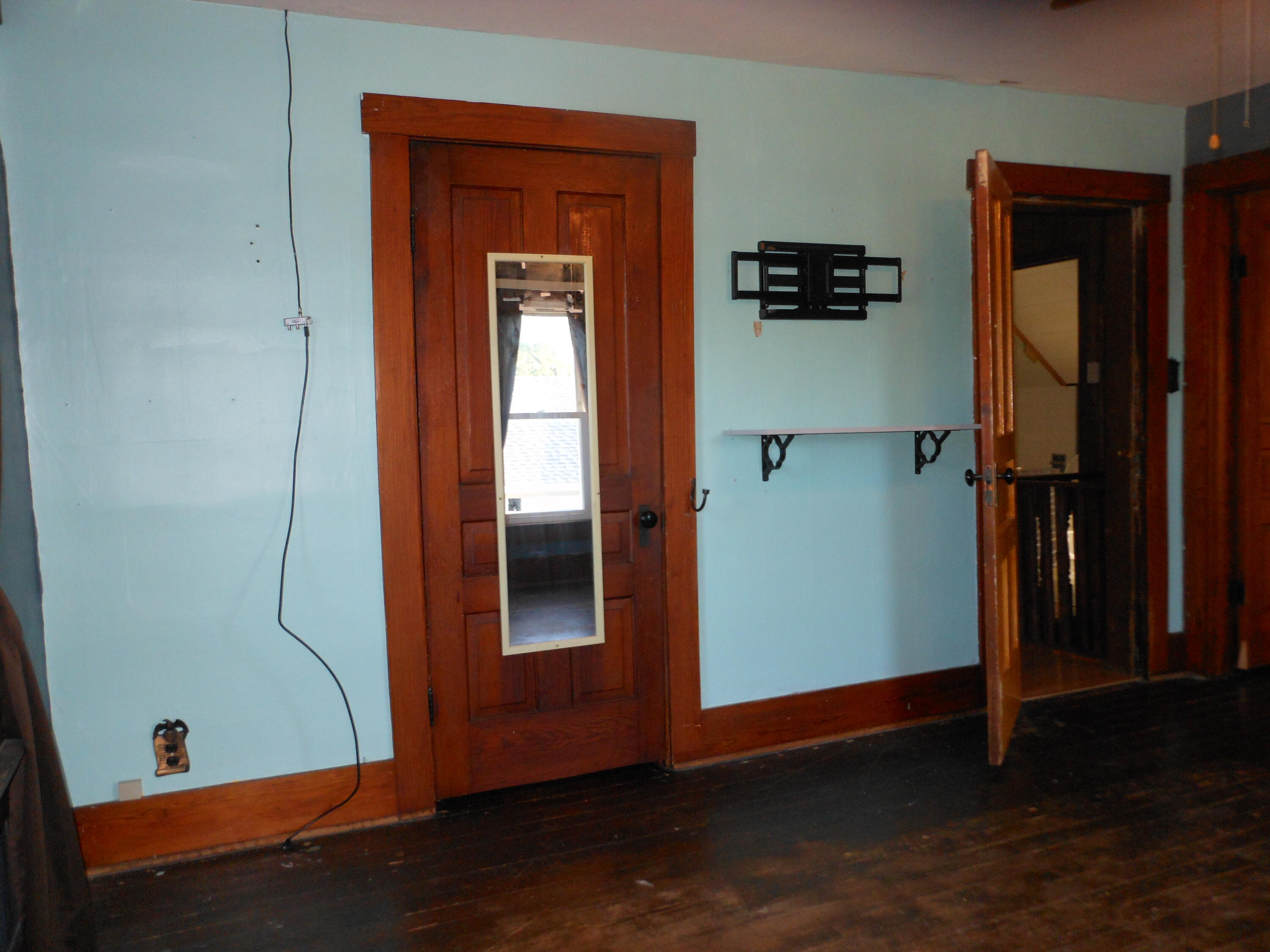 253 E Ward Street Property Photo 68