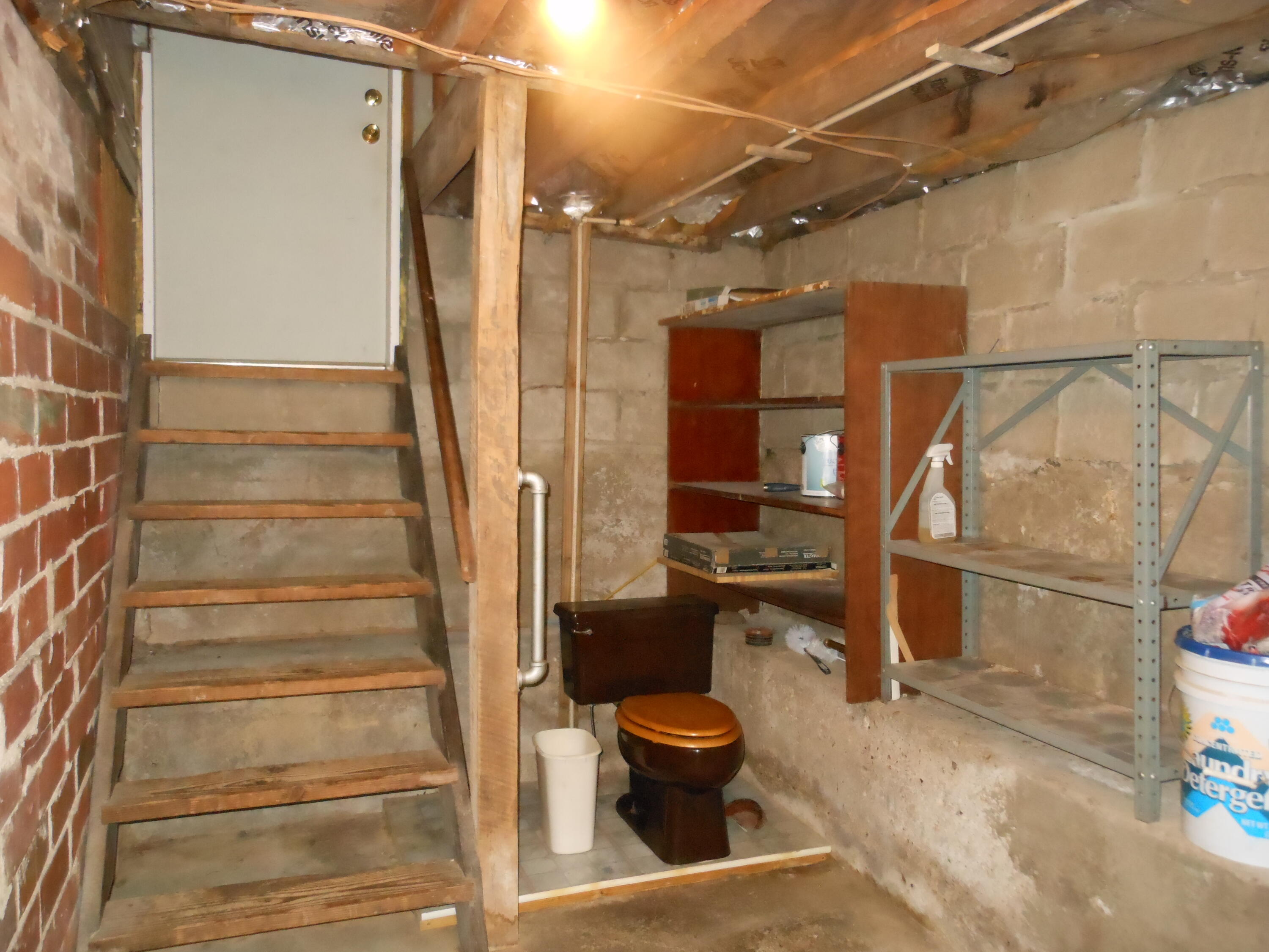 253 E Ward Street Property Photo 85