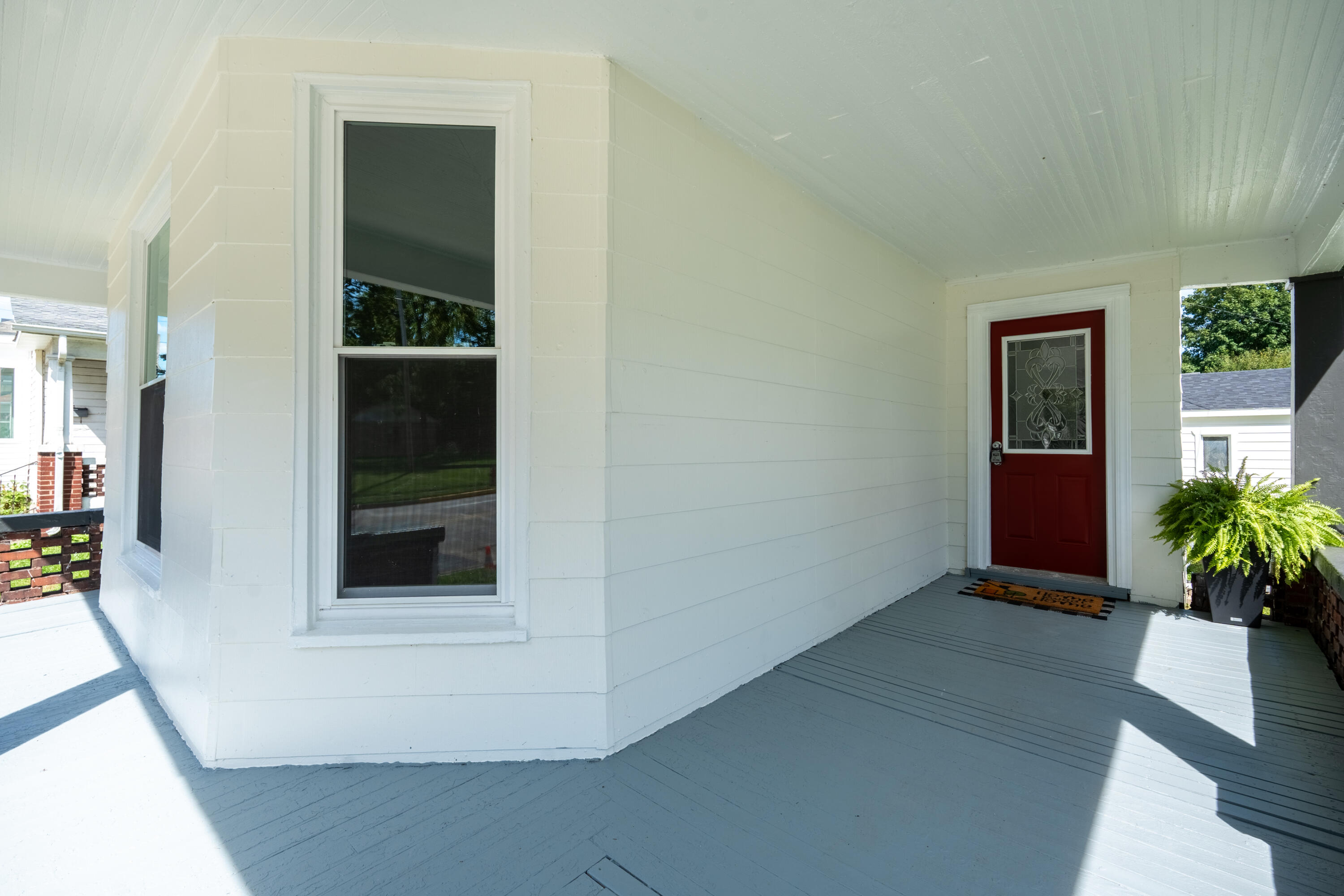 328 S Walnut Avenue Property Photo 2