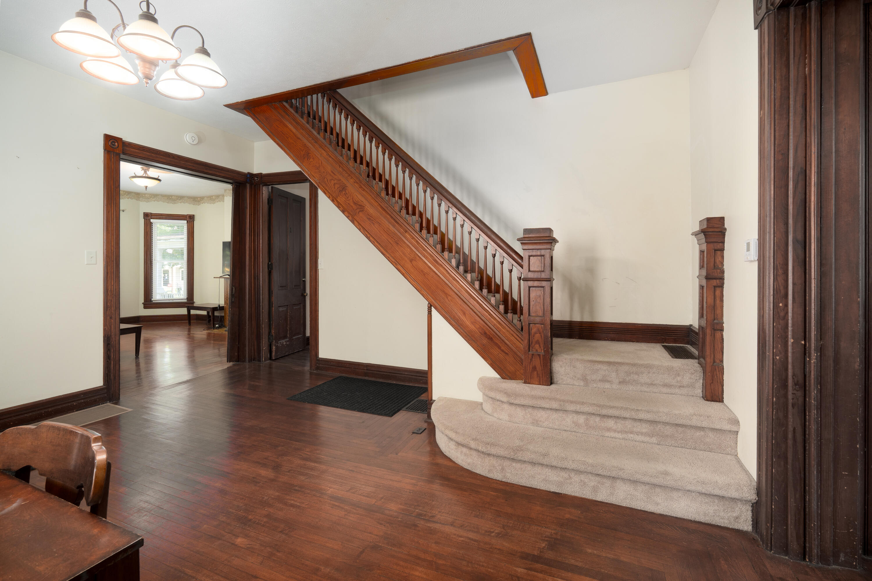 409 S Ohio Avenue Property Photo 4