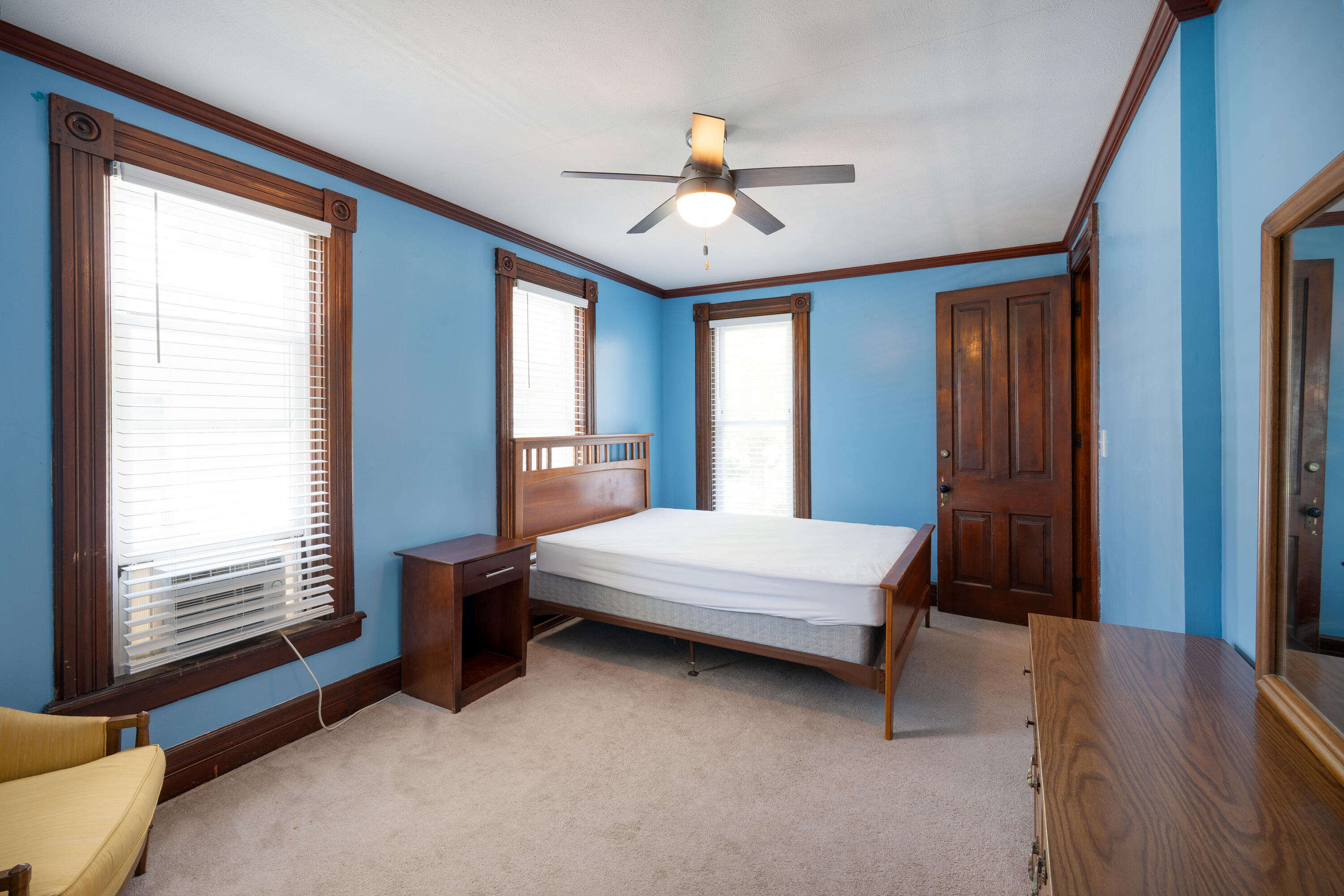 409 S Ohio Avenue Property Photo 9
