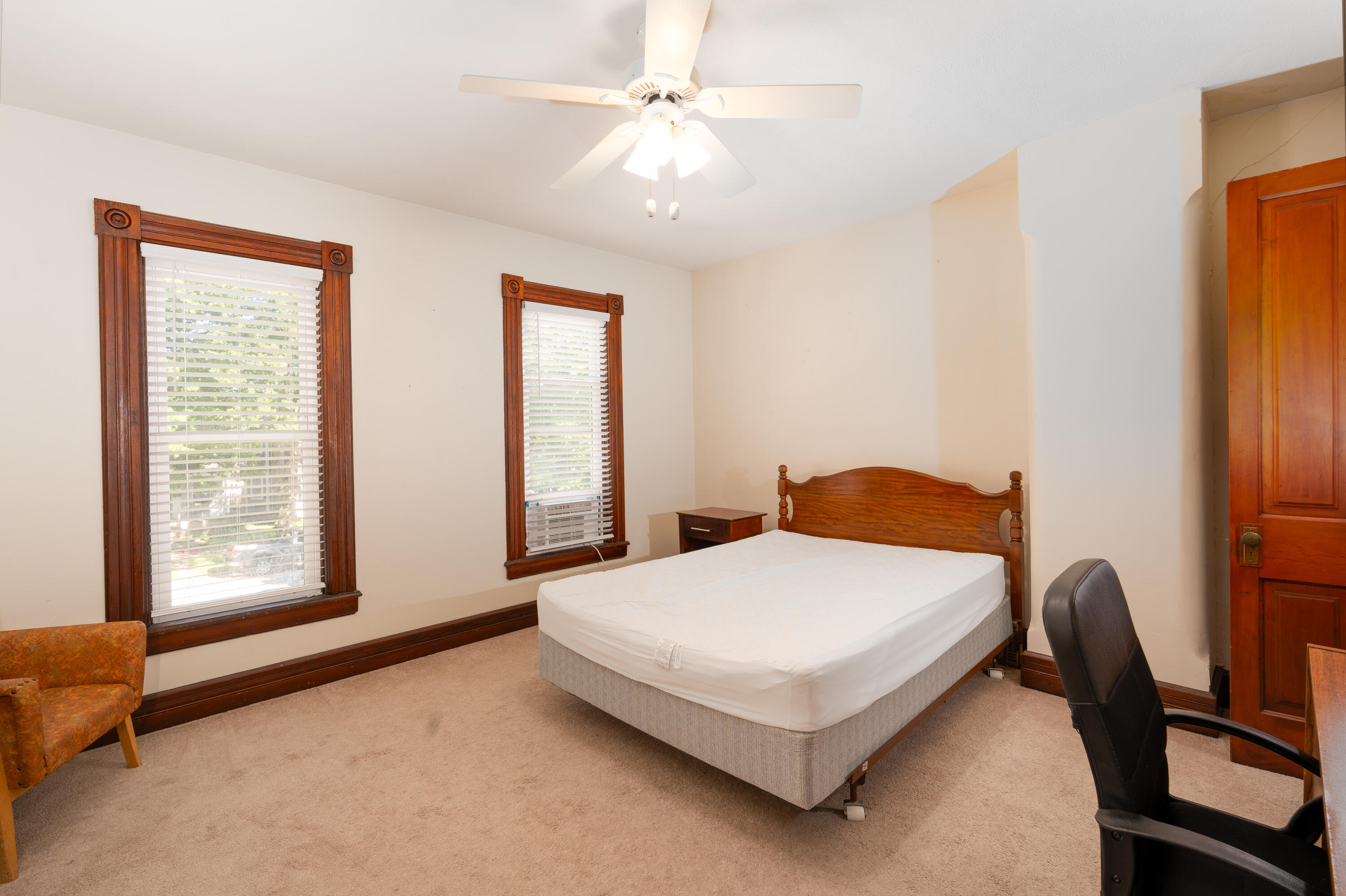 409 S Ohio Avenue Property Photo 13