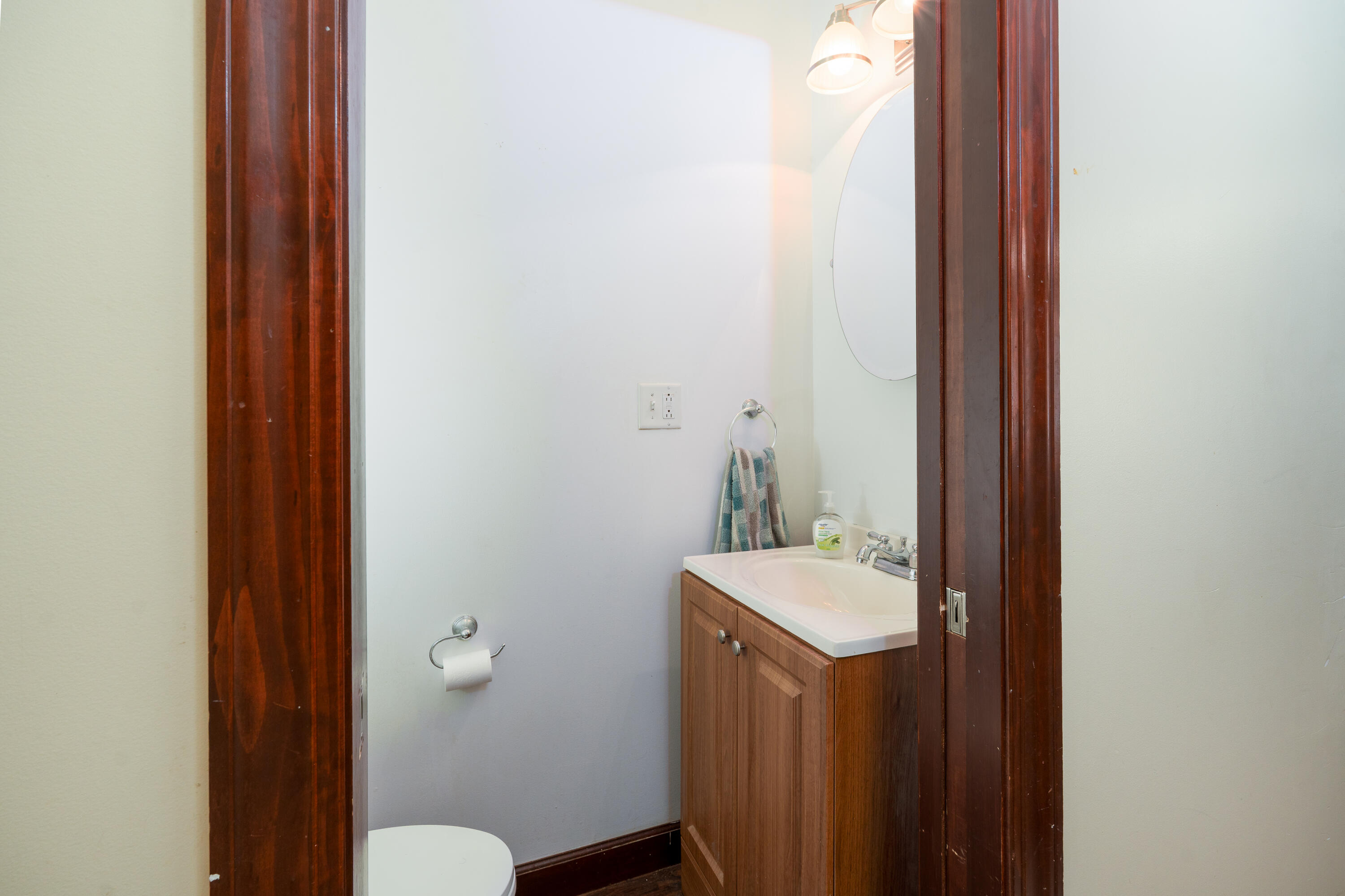 409 S Ohio Avenue Property Photo 17