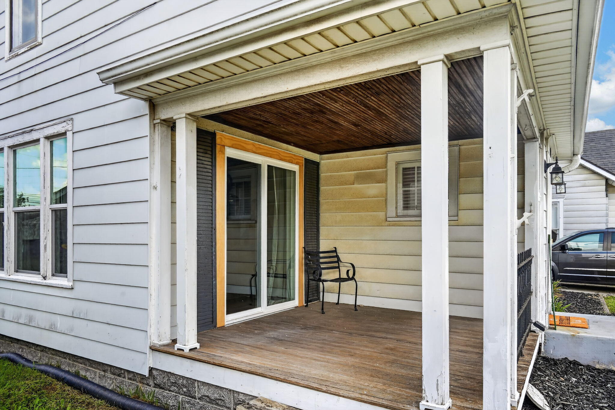 1016 E Spring Street Property Photo 7