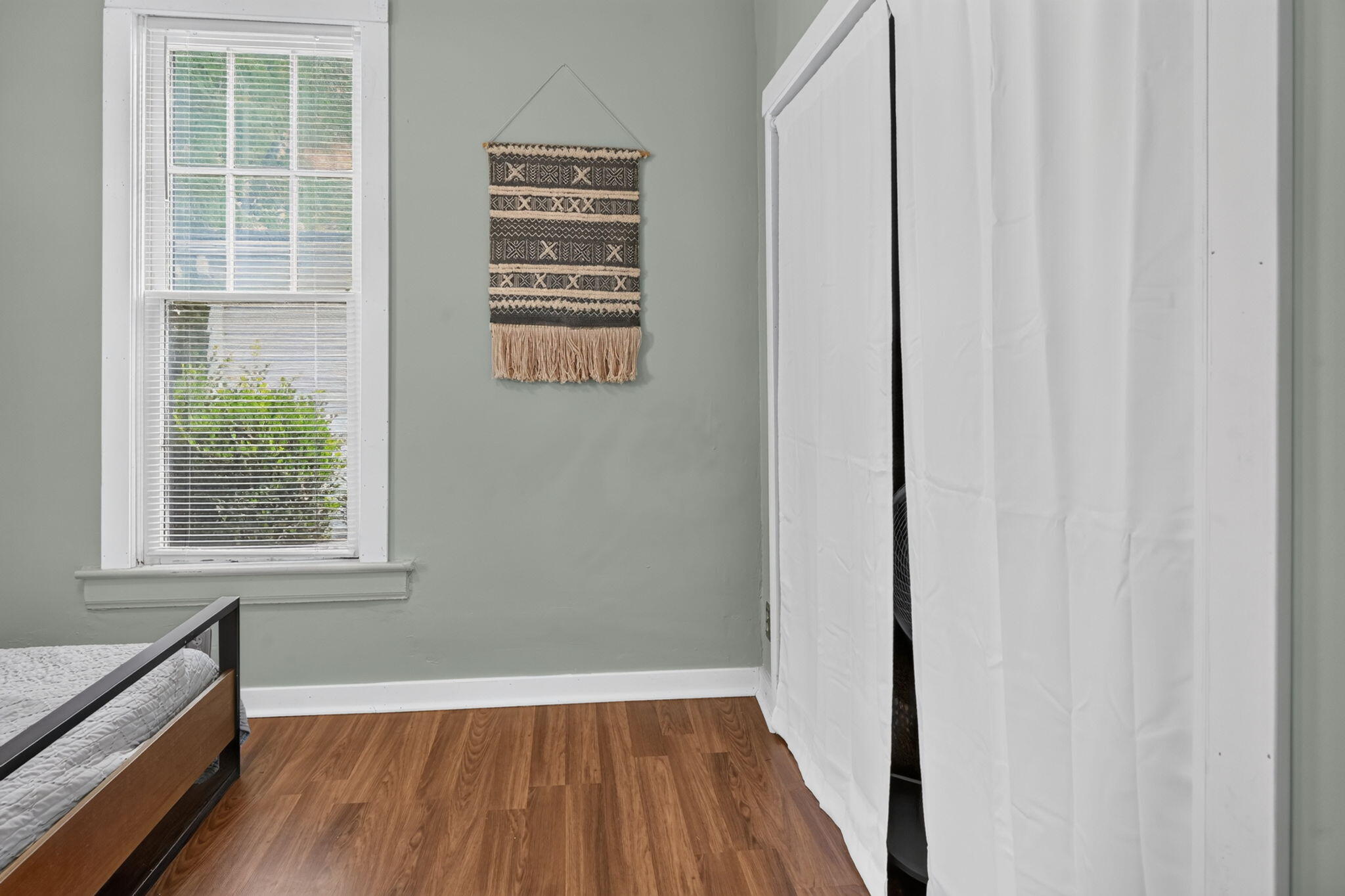 1016 E Spring Street Property Photo 26