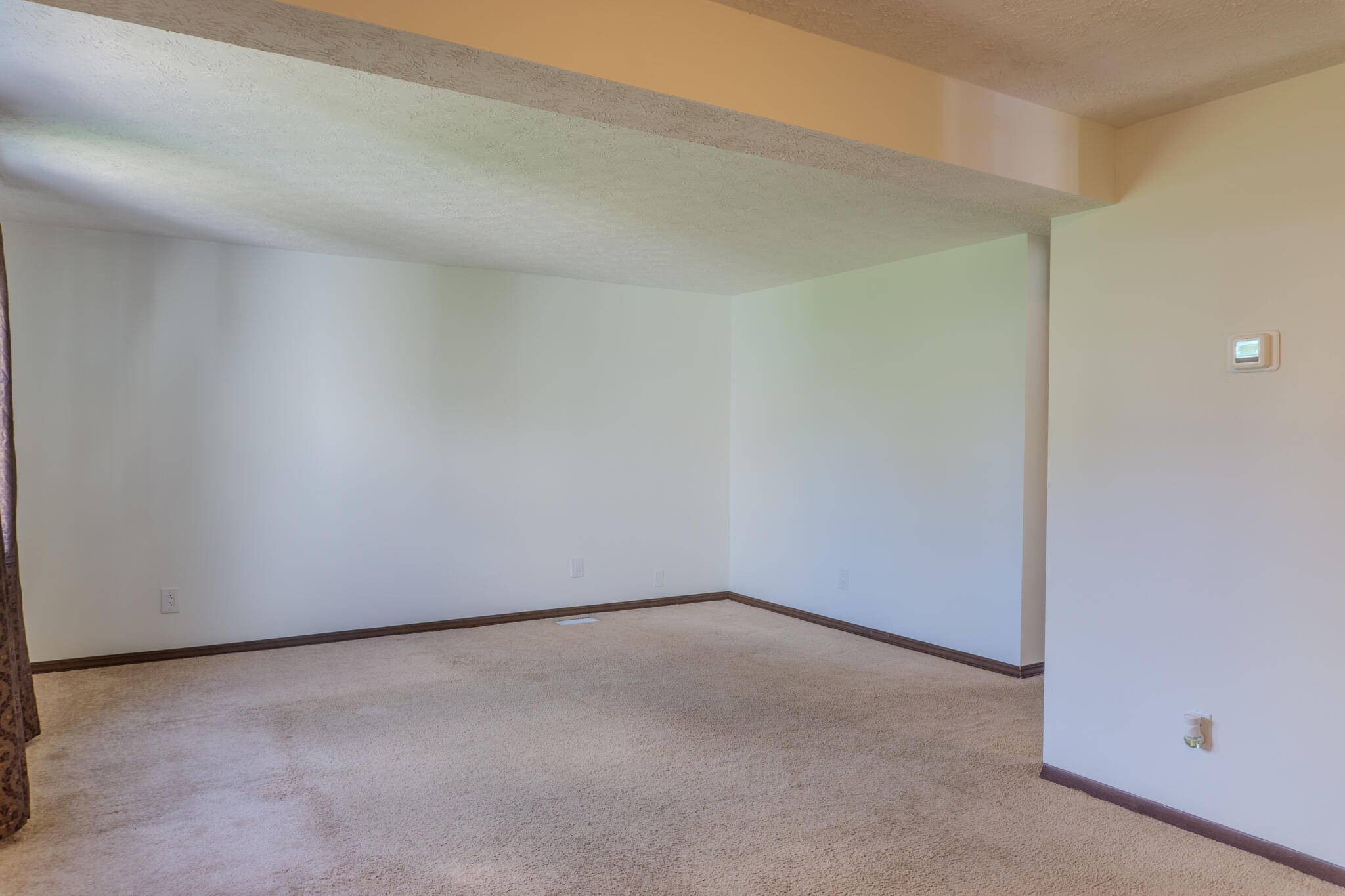 2802 Seymour Lane Property Photo 18