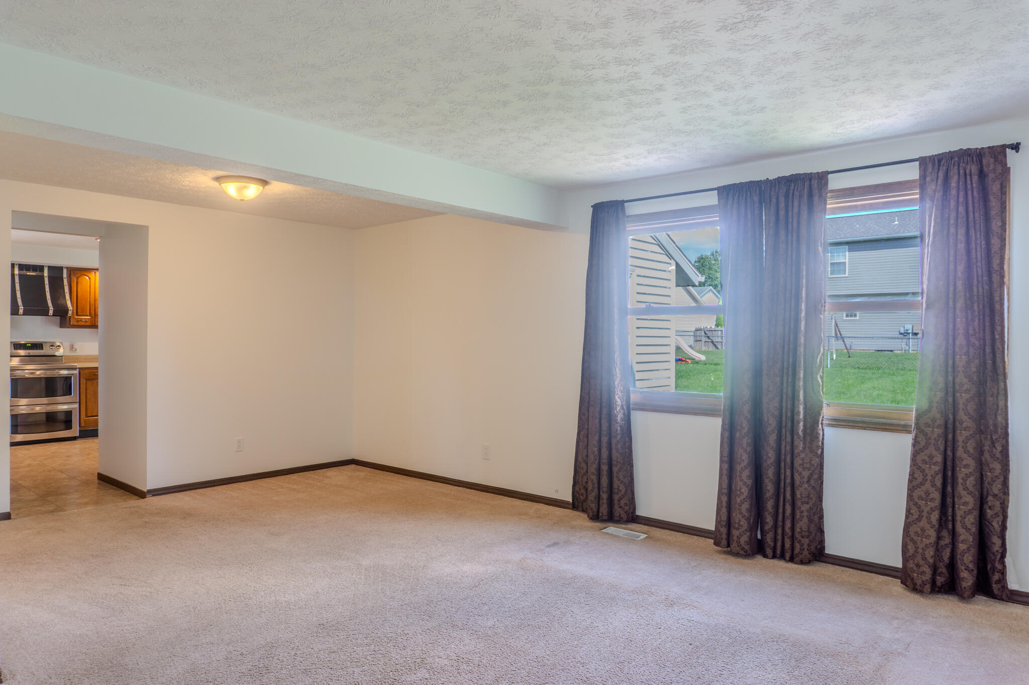 2802 Seymour Lane Property Photo 20