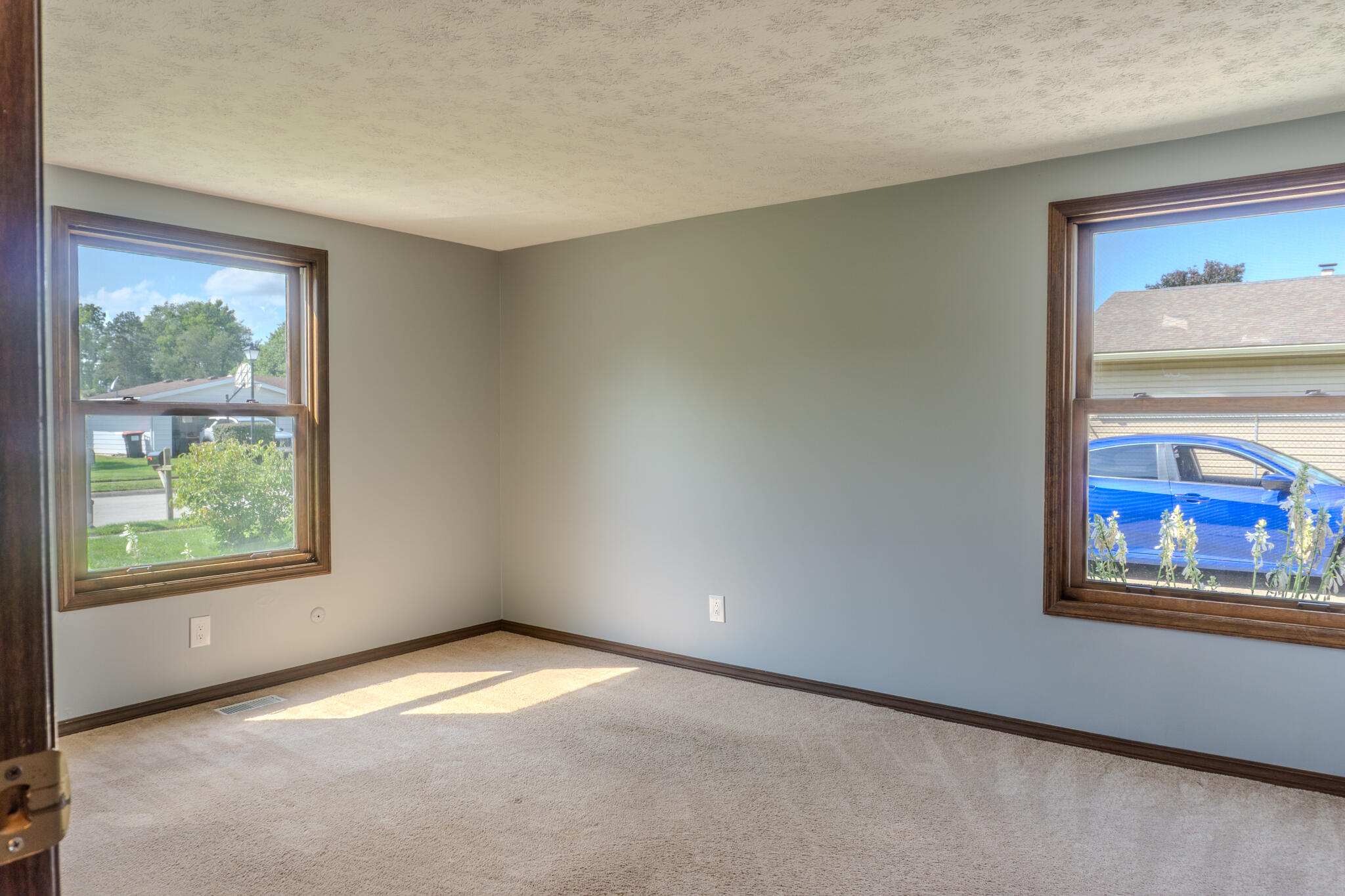 2802 Seymour Lane Property Photo 21