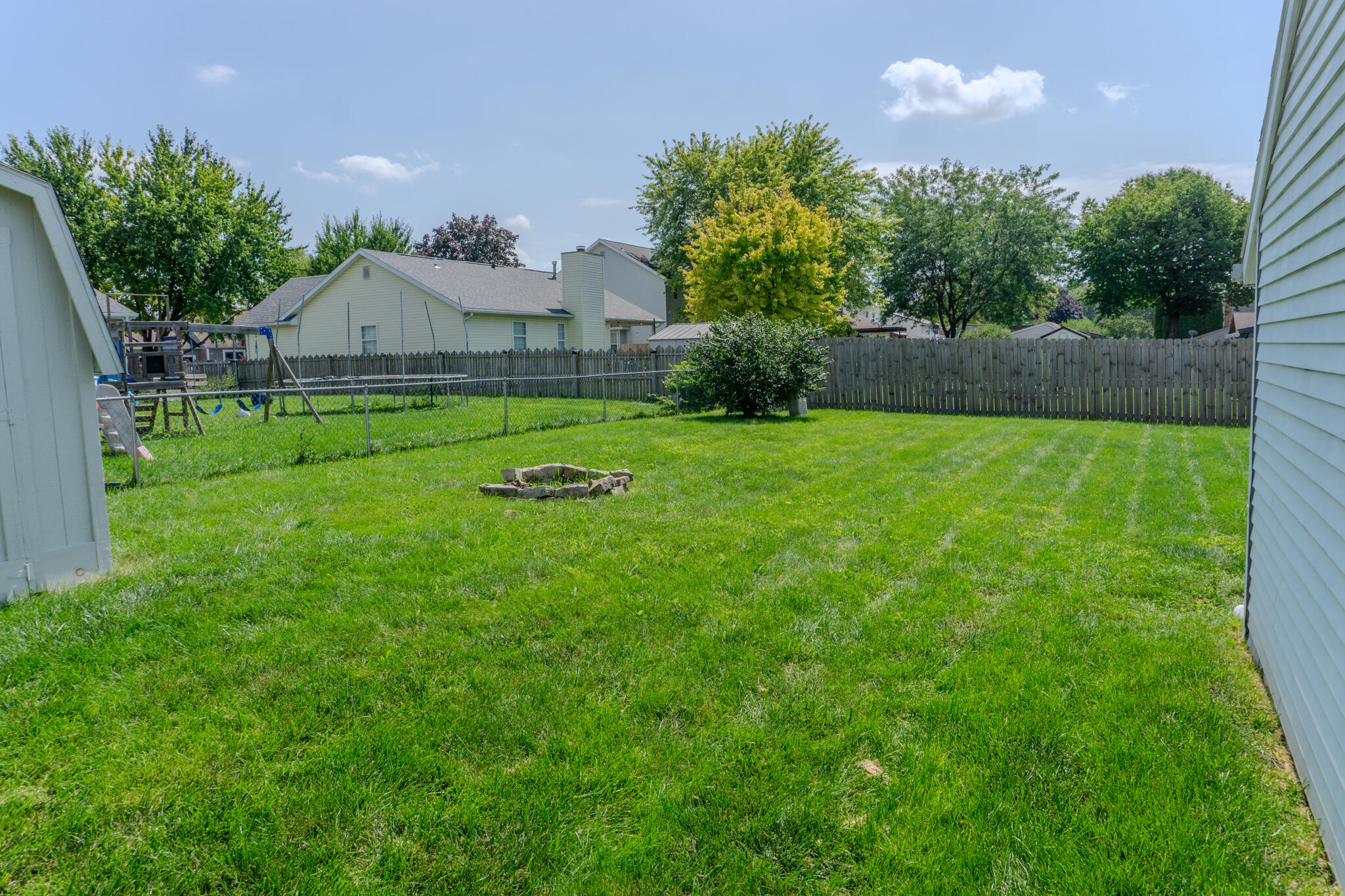 2802 Seymour Lane Property Photo 36