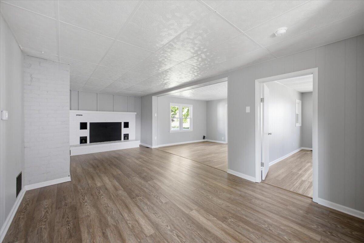 344 State Street Property Photo 16