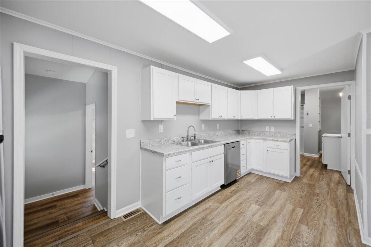 344 State Street Property Photo 26