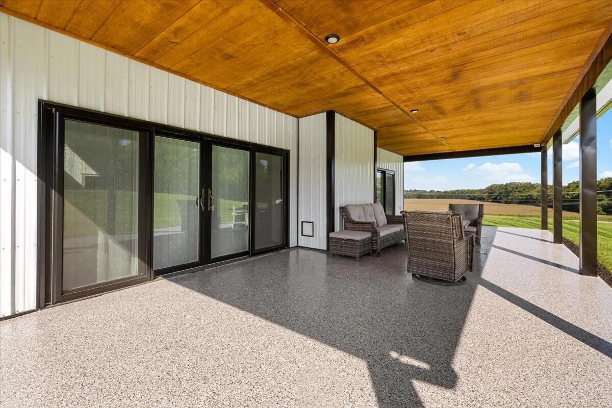 711 E Us 42 Property Photo 50