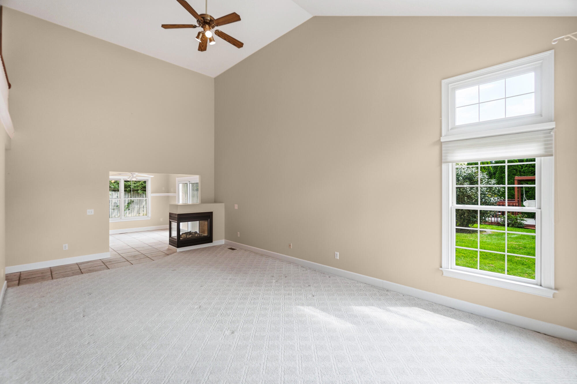 2091 Waterfall Lane Property Photo 7
