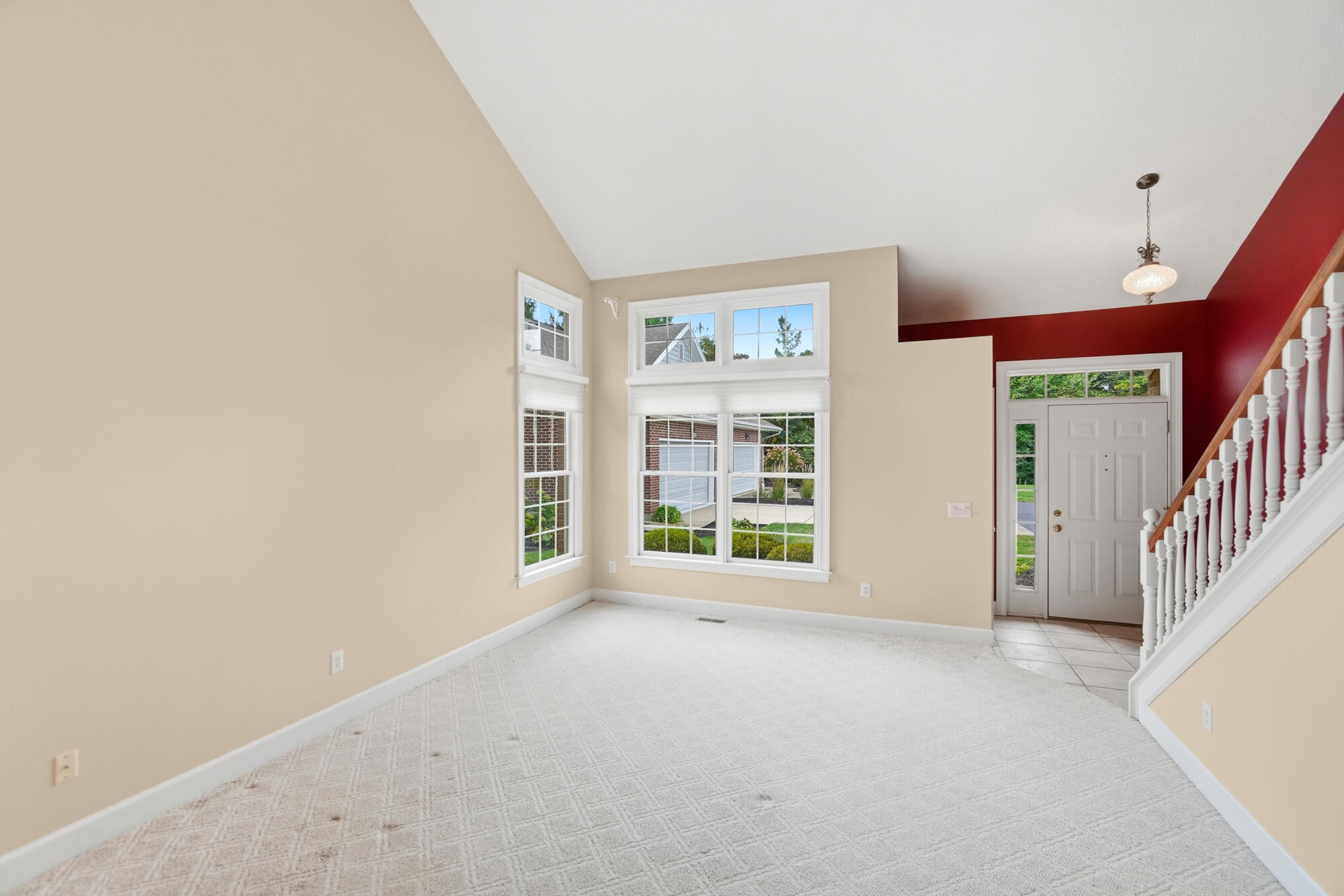 2091 Waterfall Lane Property Photo 10