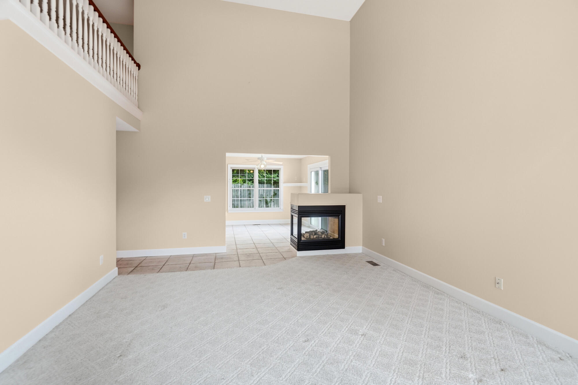2091 Waterfall Lane Property Photo 14