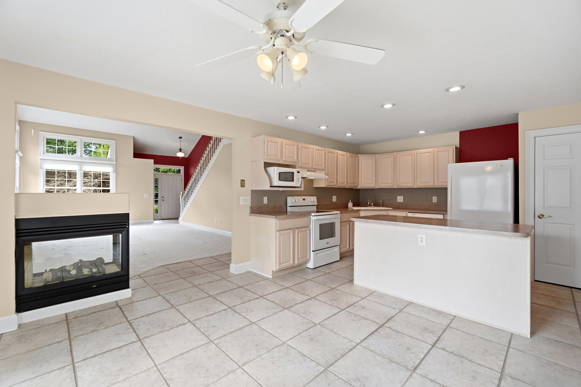 2091 Waterfall Lane Property Photo 19