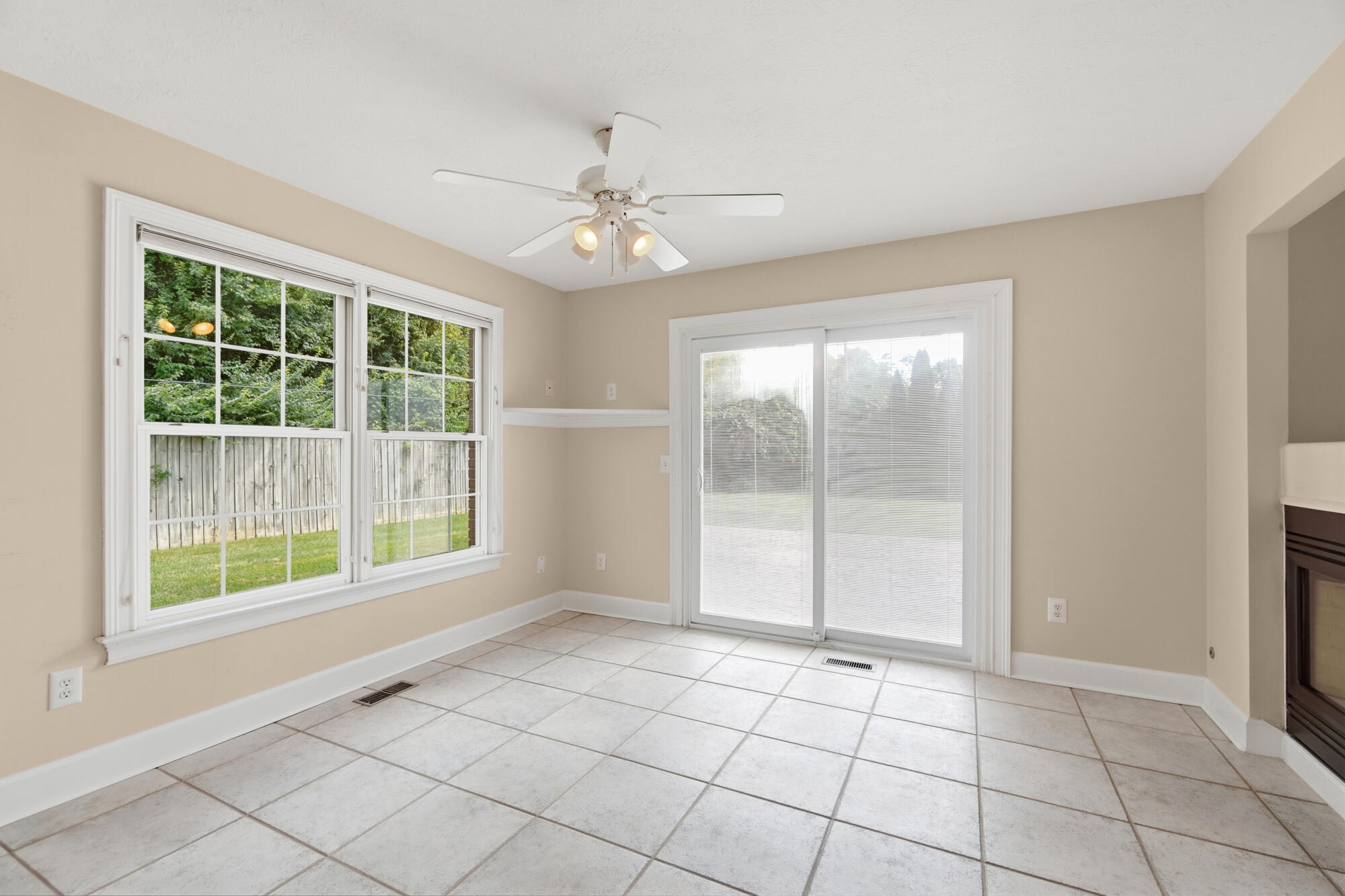 2091 Waterfall Lane Property Photo 26