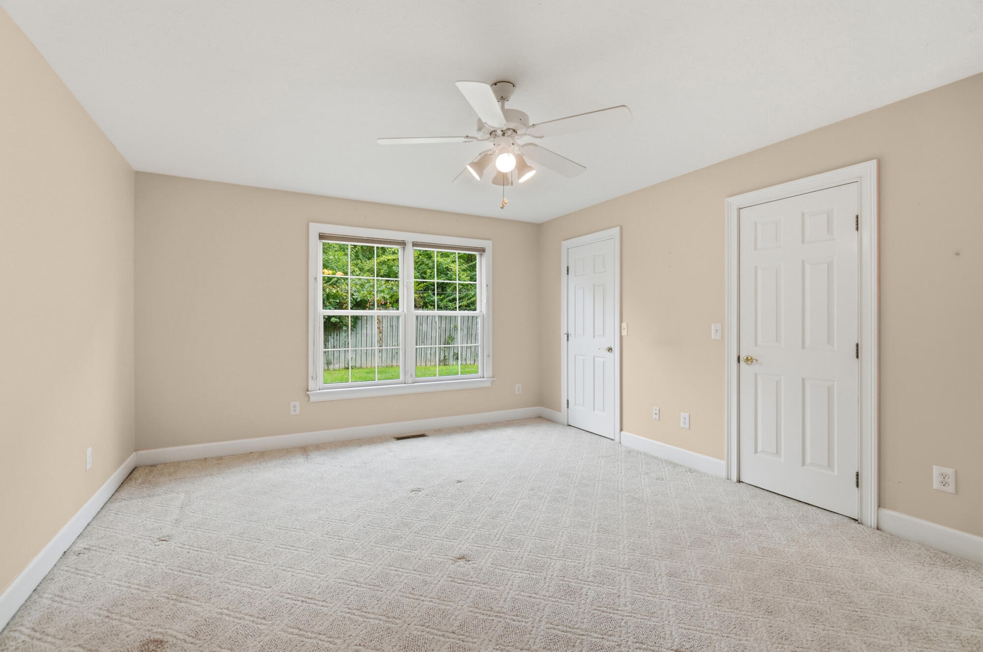 2091 Waterfall Lane Property Photo 29