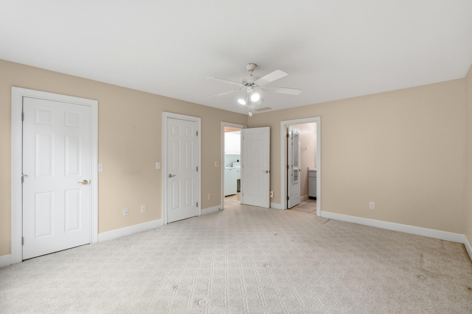 2091 Waterfall Lane Property Photo 30
