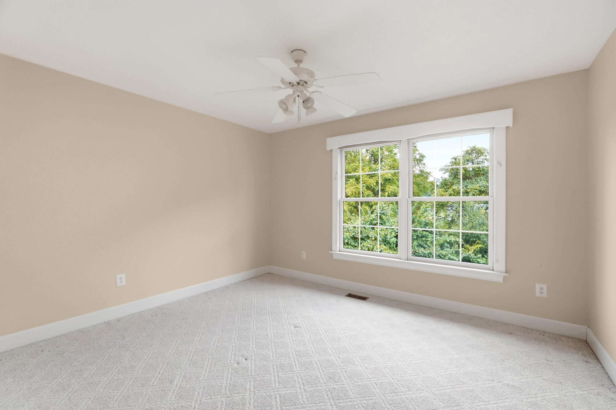 2091 Waterfall Lane Property Photo 45