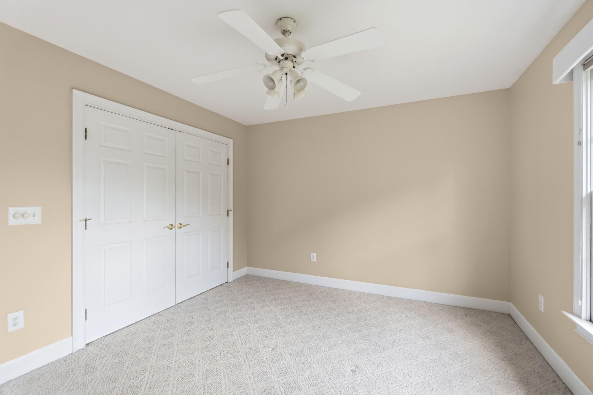 2091 Waterfall Lane Property Photo 46