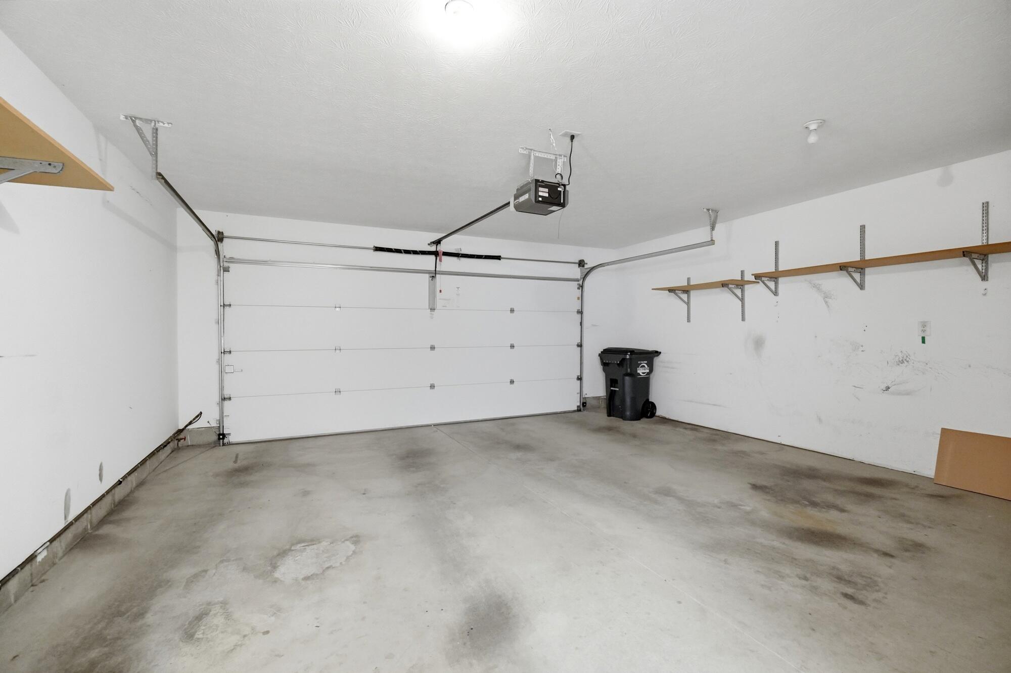 2091 Waterfall Lane Property Photo 54