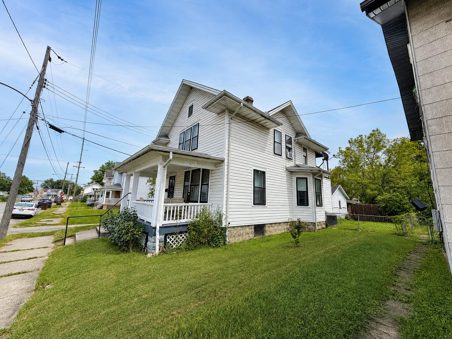 1815 Edwards Avenue Property Photo 3