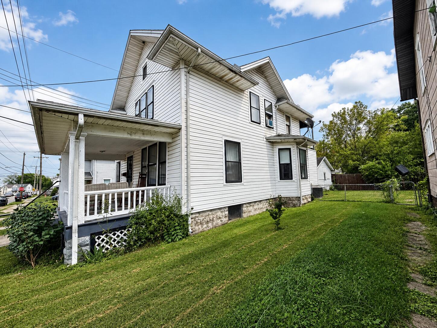 1815 Edwards Avenue Property Photo 4